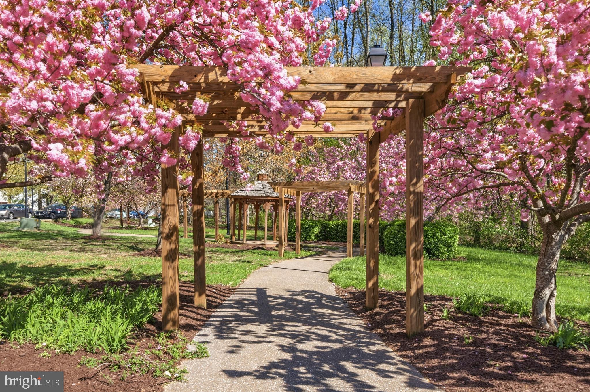 COVINGTON - Residential