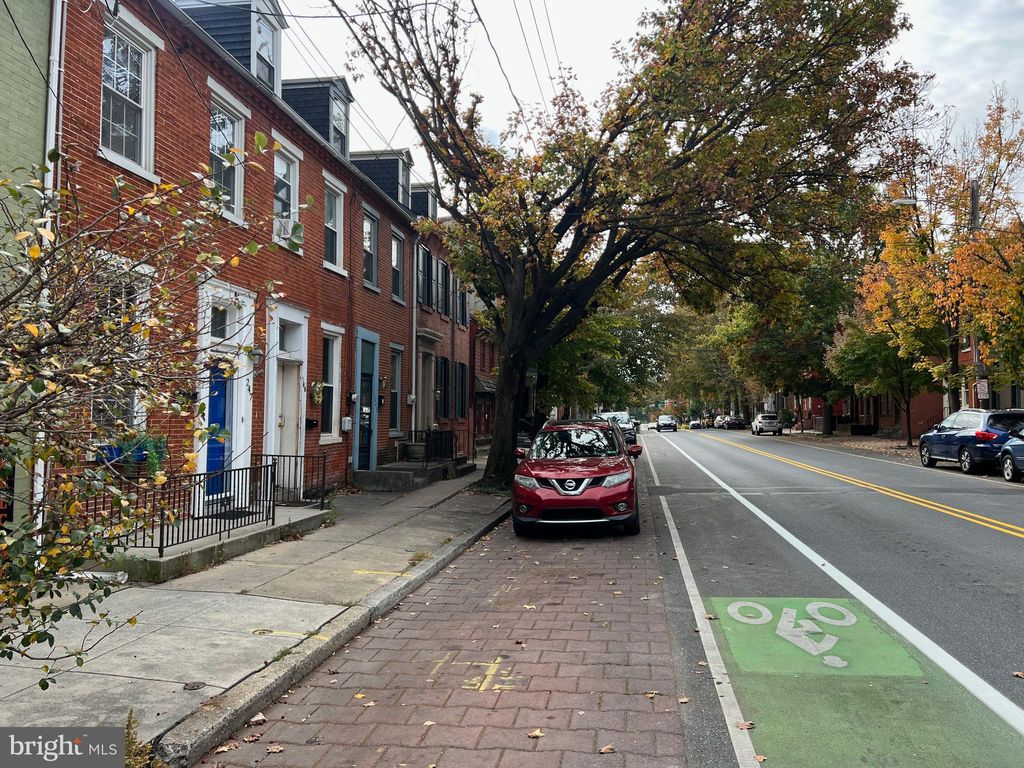 Photo of 249 N Mulberry Street, Lancaster, PA 17603 (MLS # PALA2043150)