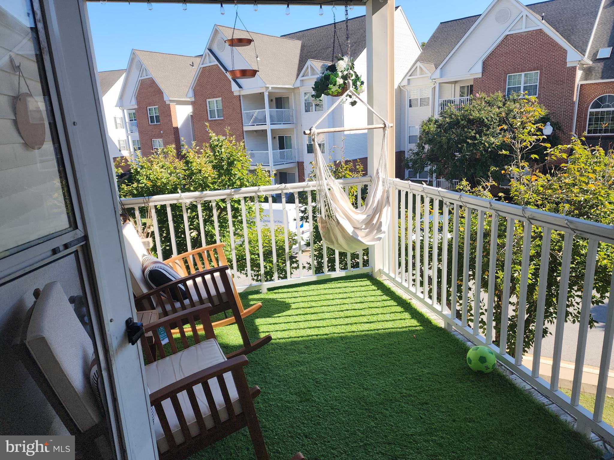 COVINGTON CONDOMINIUMS - Residential