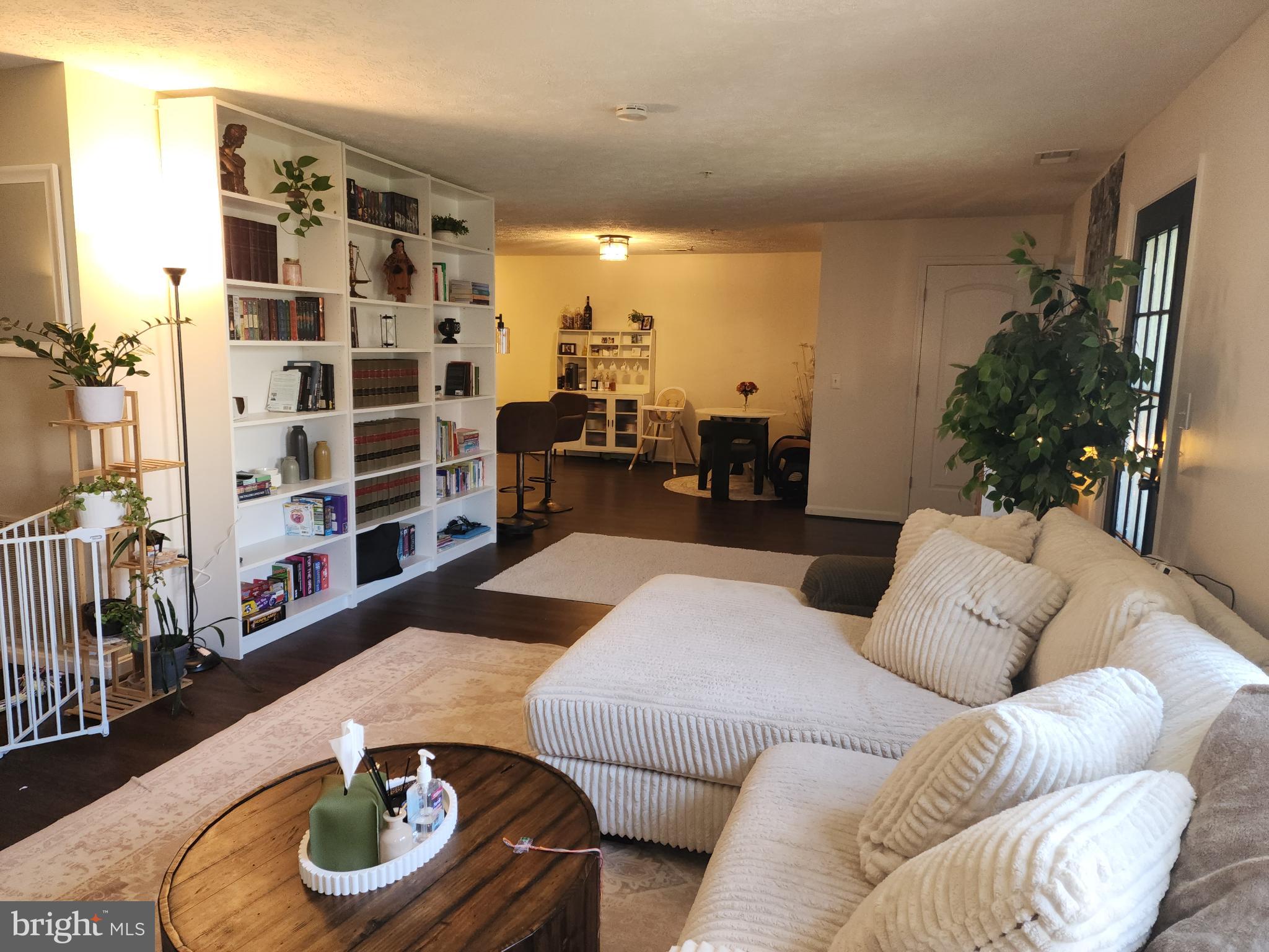 COVINGTON CONDOMINIUMS - Residential