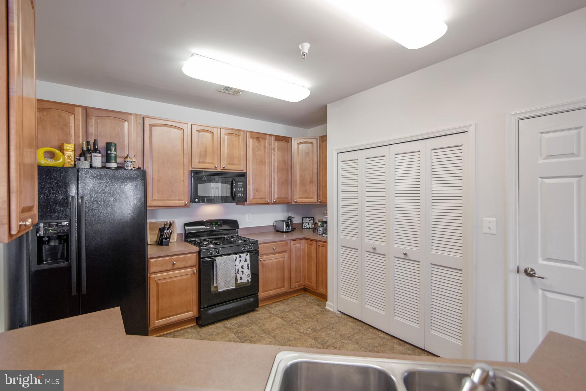 ELKRIDGE CROSSING - Residential