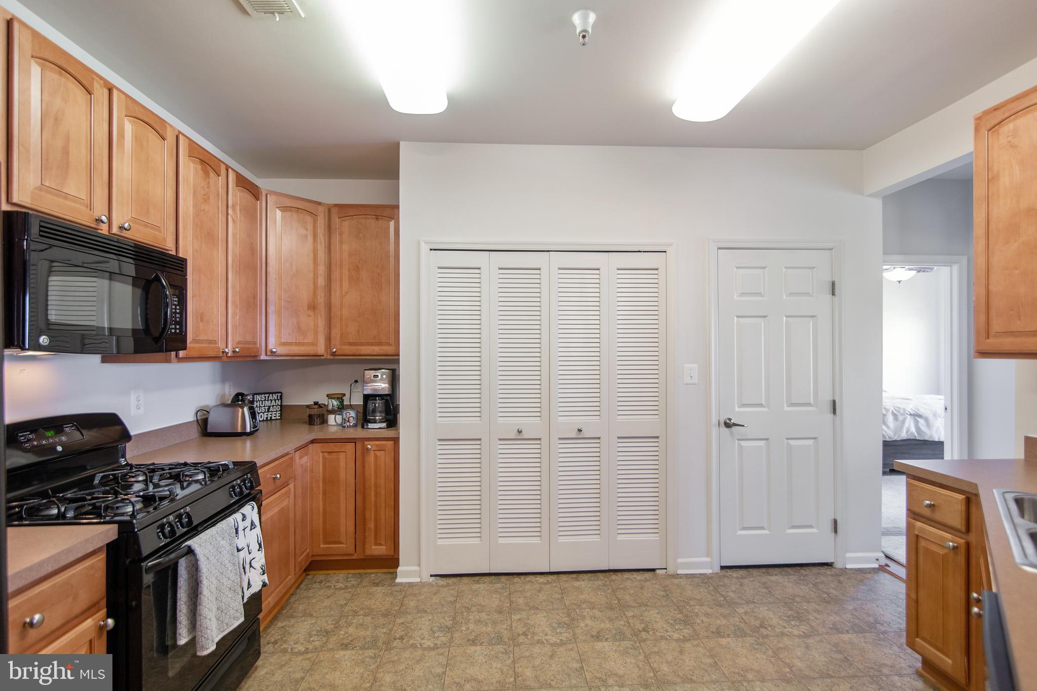 ELKRIDGE CROSSING - Residential