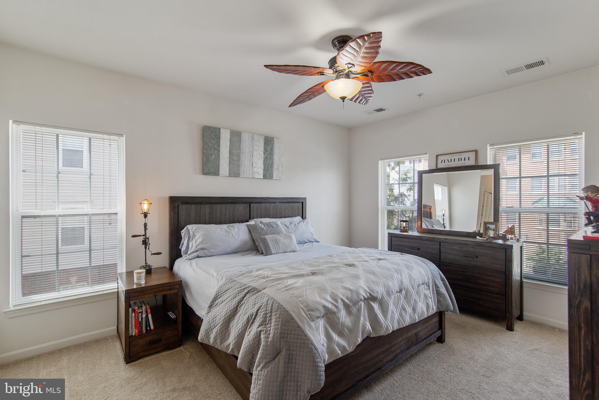 ELKRIDGE CROSSING - Residential