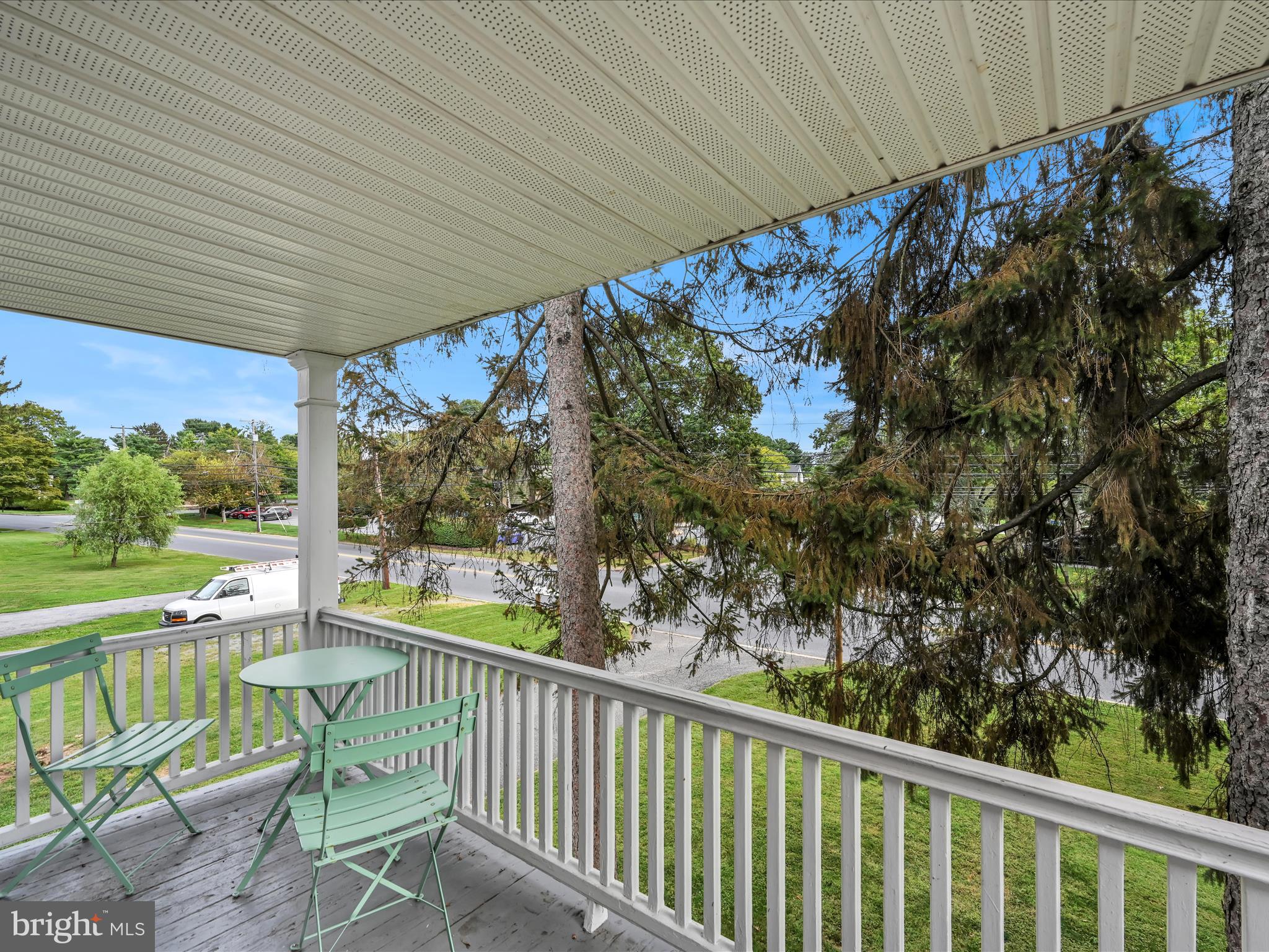 15 E ROSEVILLE ROAD