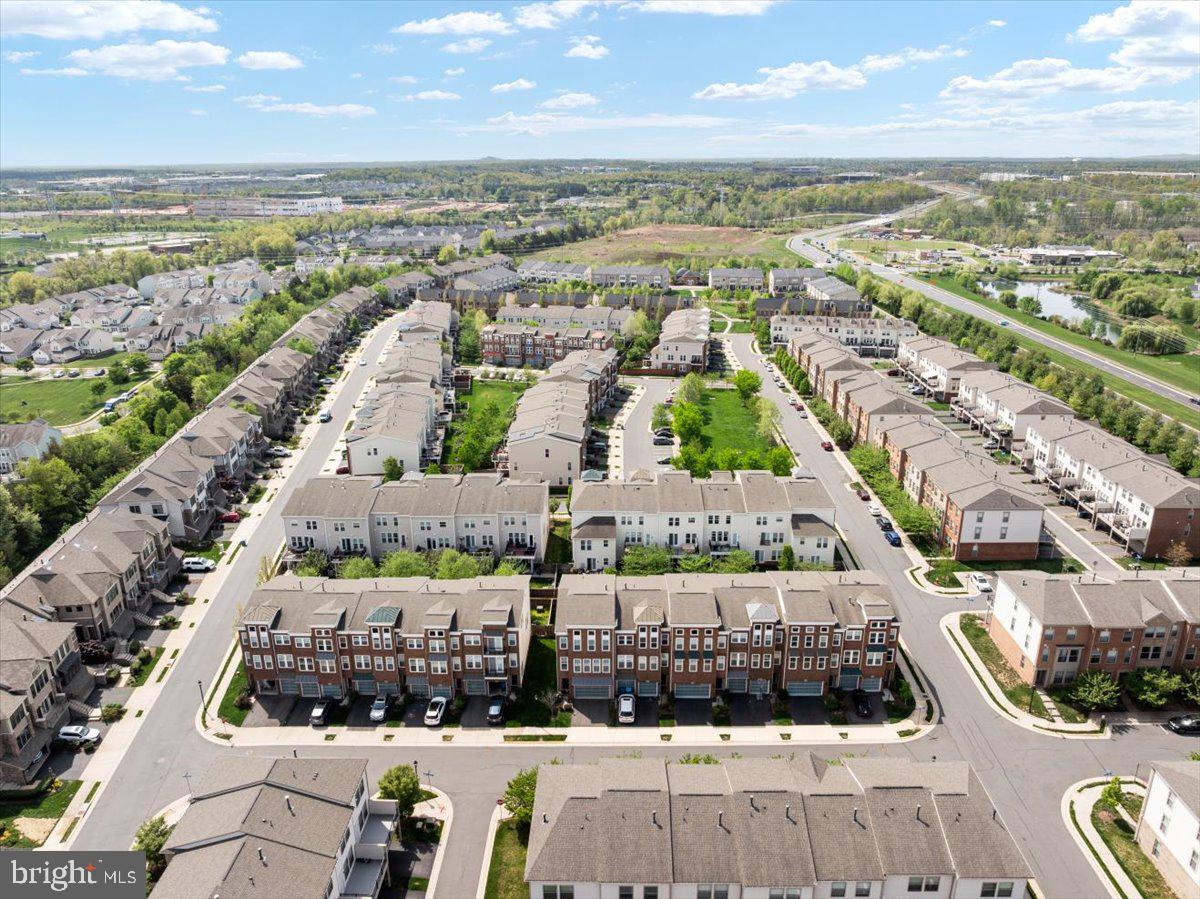 BRAMBLETON - Residential