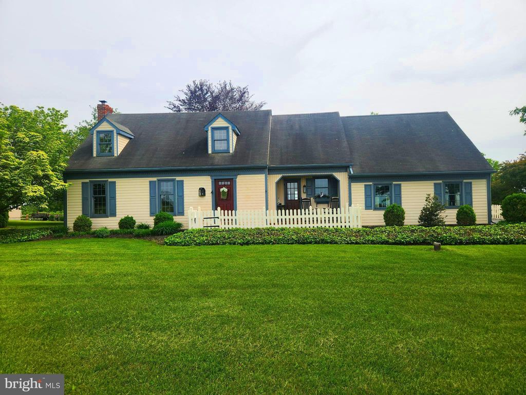 Photo of 2569 White Oak Road, STRASBURG, PA 17579 (MLS # PALA2071546)
