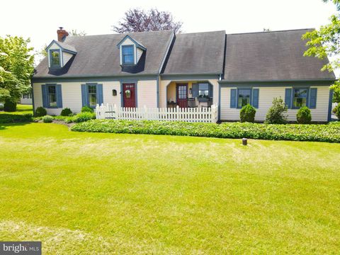 2569 WHITE OAK ROAD STRASBURG PA 17579