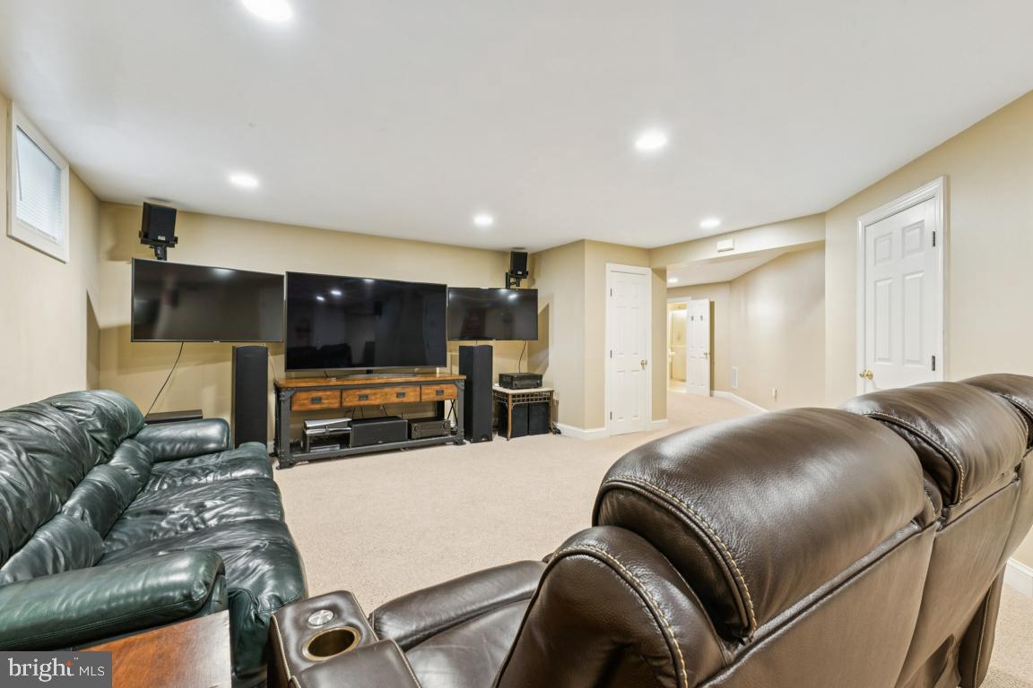 VIRGINIA RUN - Residential