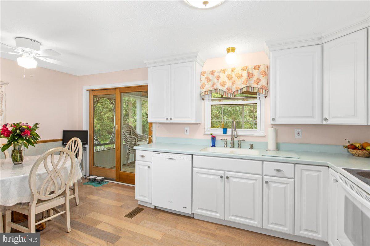 MANHATTAN BEACH - Residential