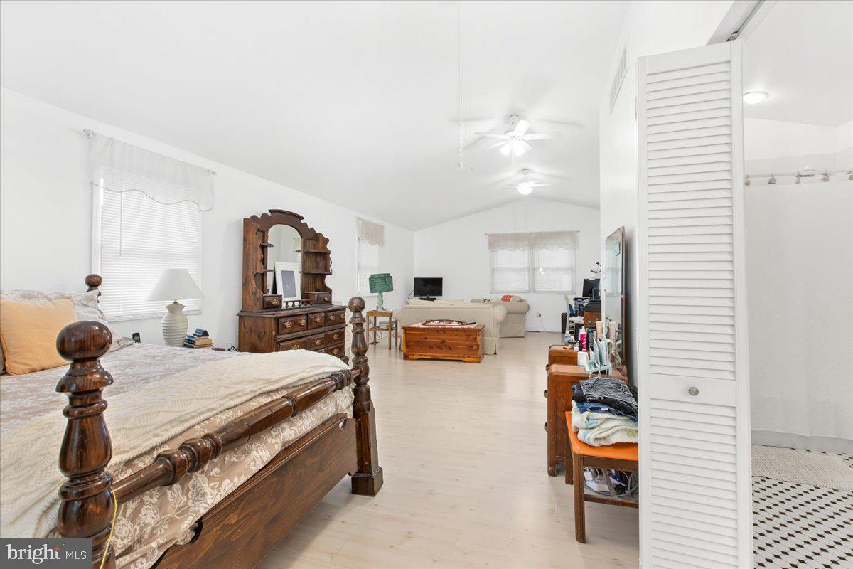 MANHATTAN BEACH - Residential