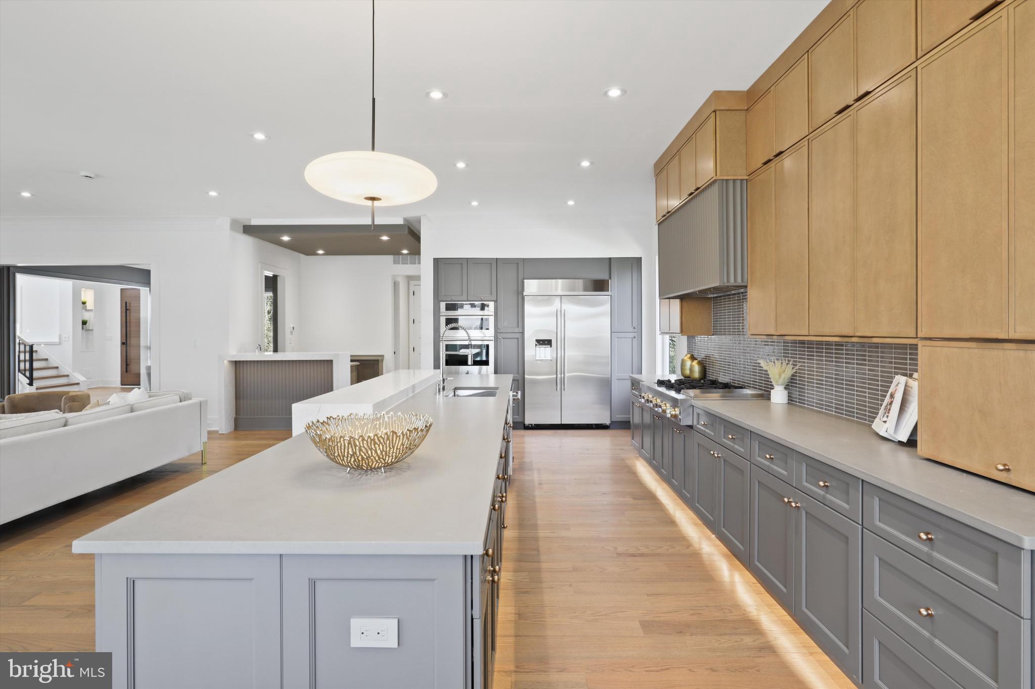 VIENNA WOODS - Residential