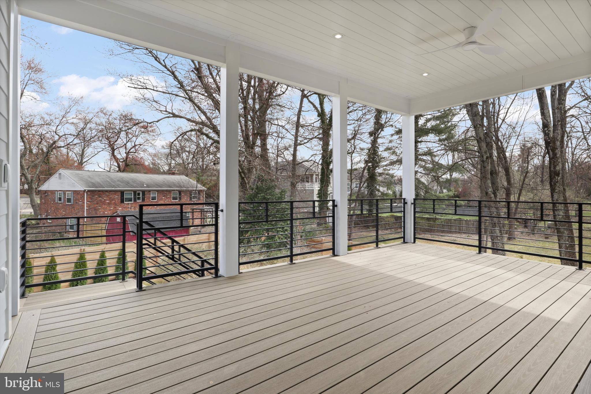 VIENNA WOODS - Residential