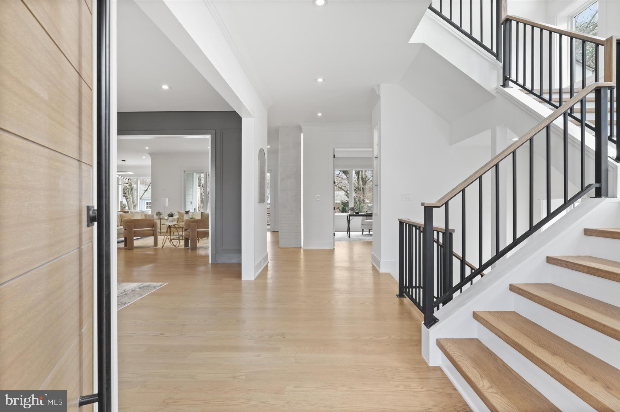 VIENNA WOODS - Residential