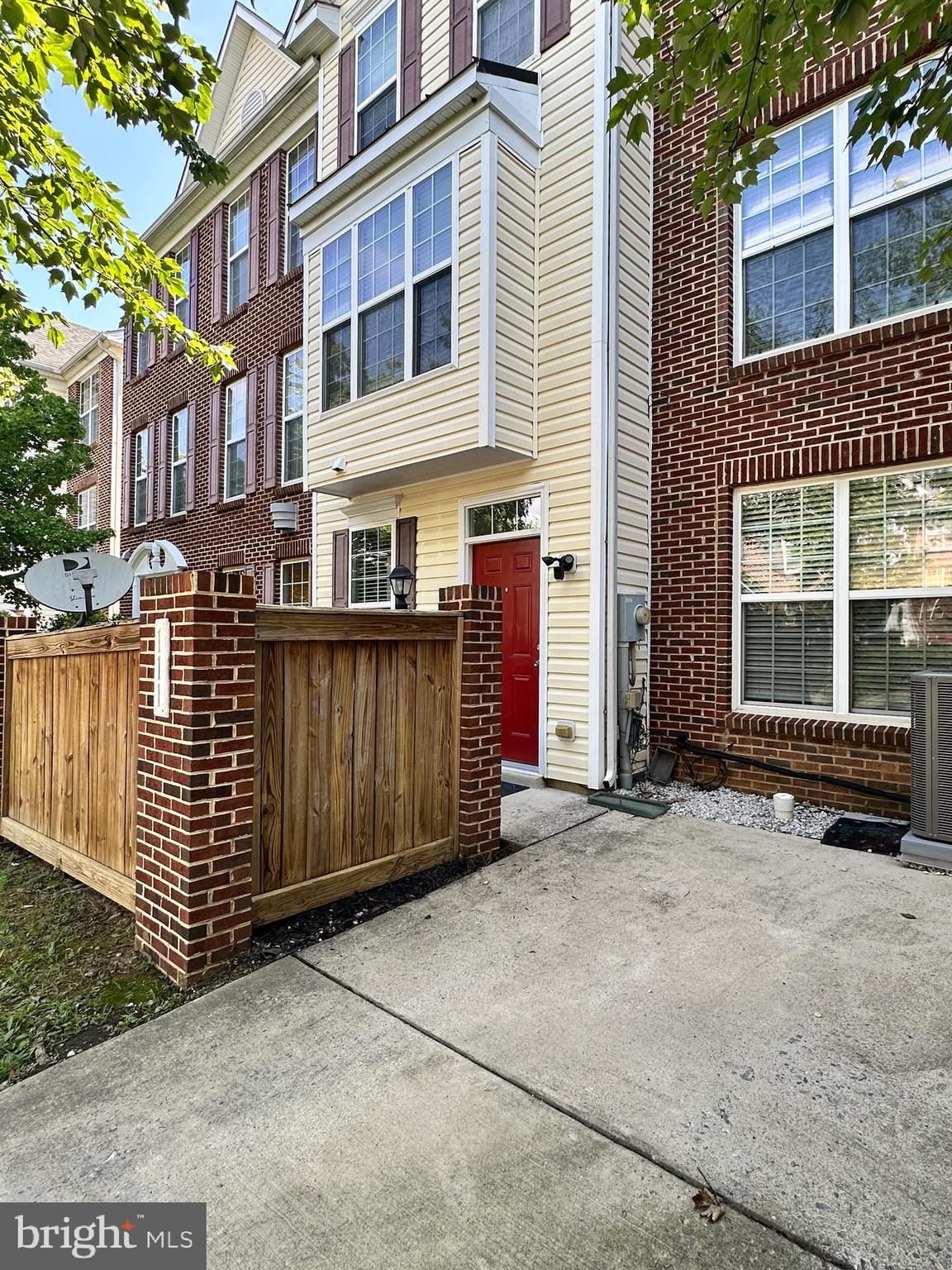 TASKERS CHANCE - Residential Lease