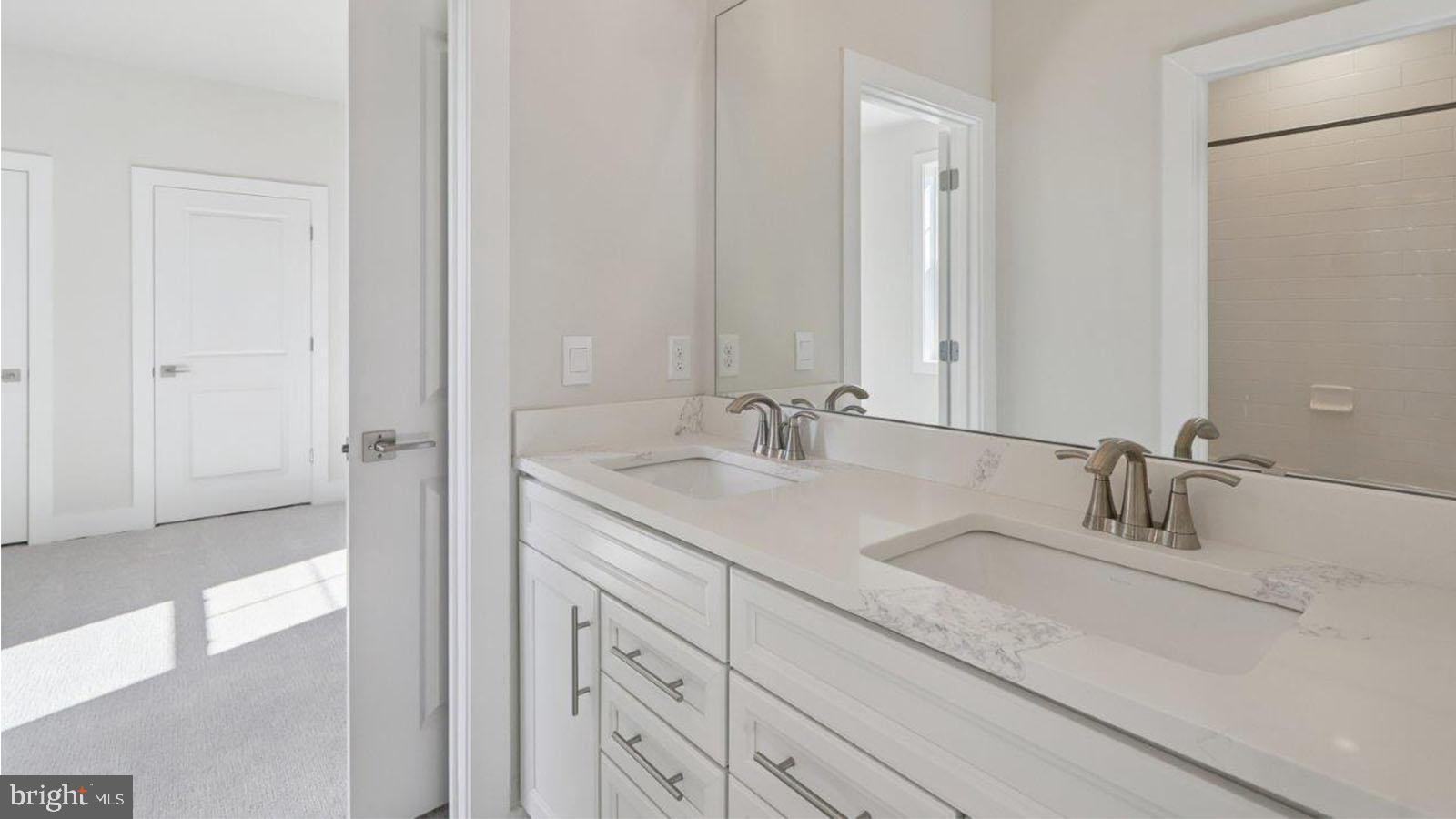 MARSHALL'S LANDING - Residential