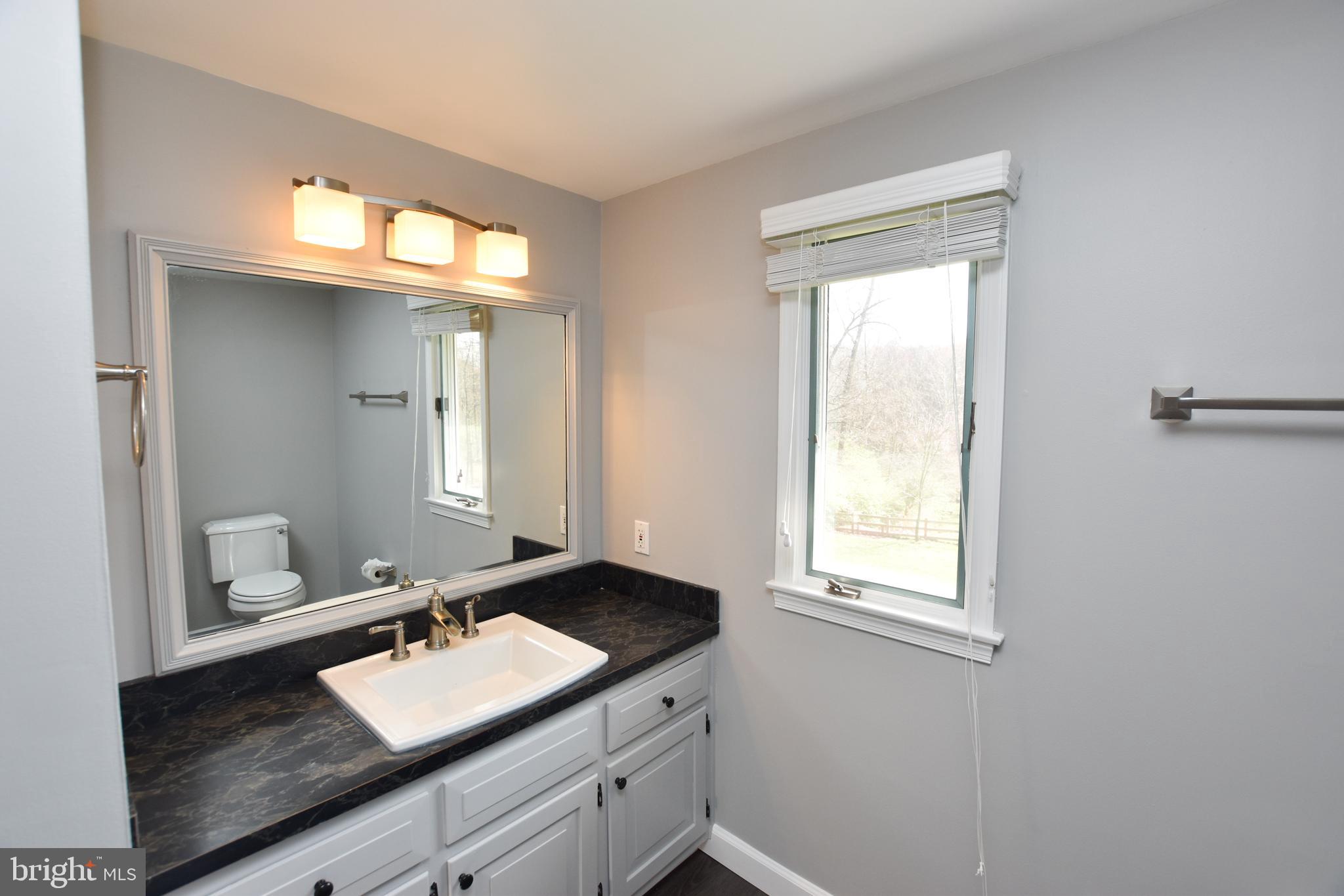 RICHLAND ACRES - Residential Lease