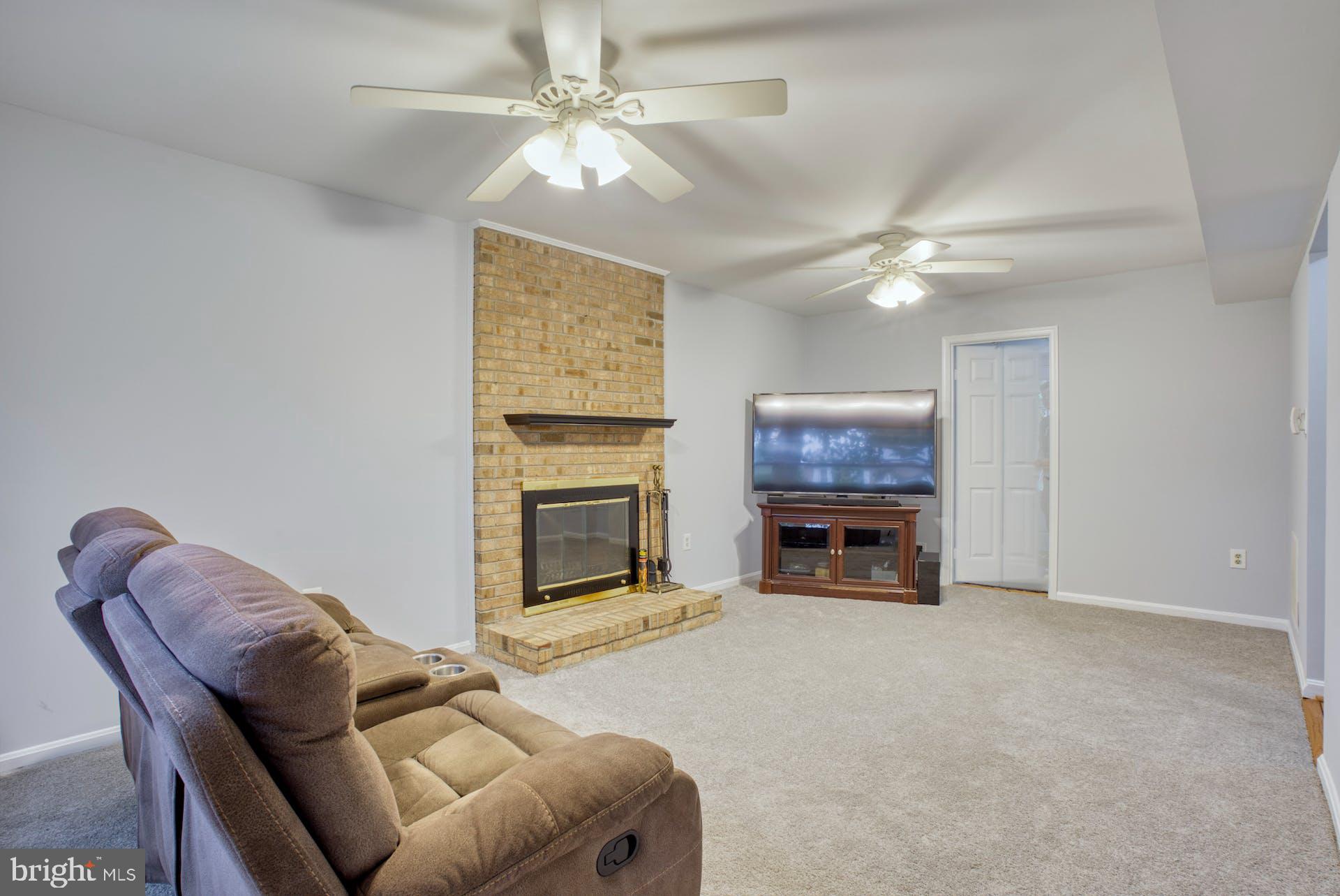 WINDSOR PARK PLAT ONE - Residential