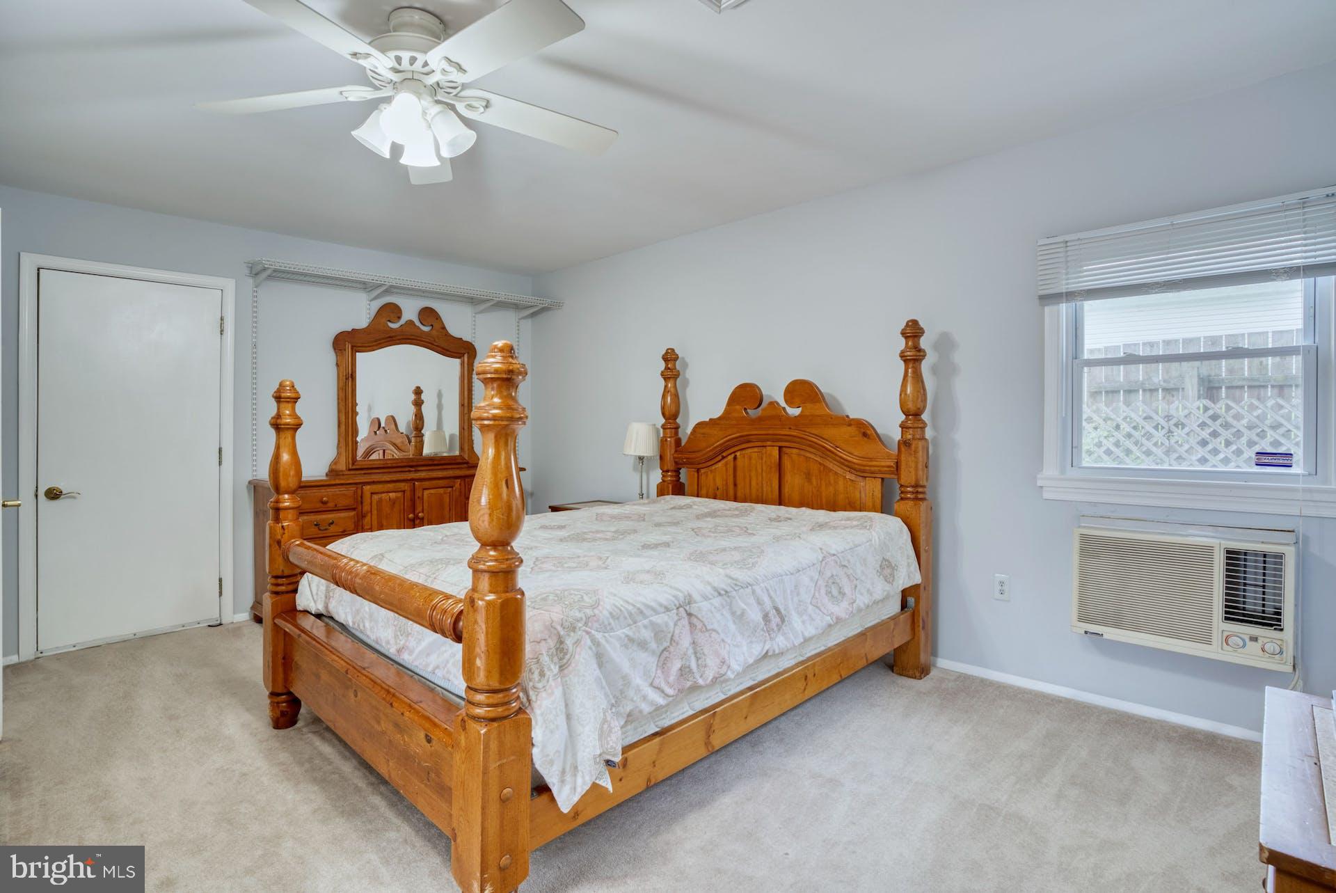 WINDSOR PARK PLAT ONE - Residential