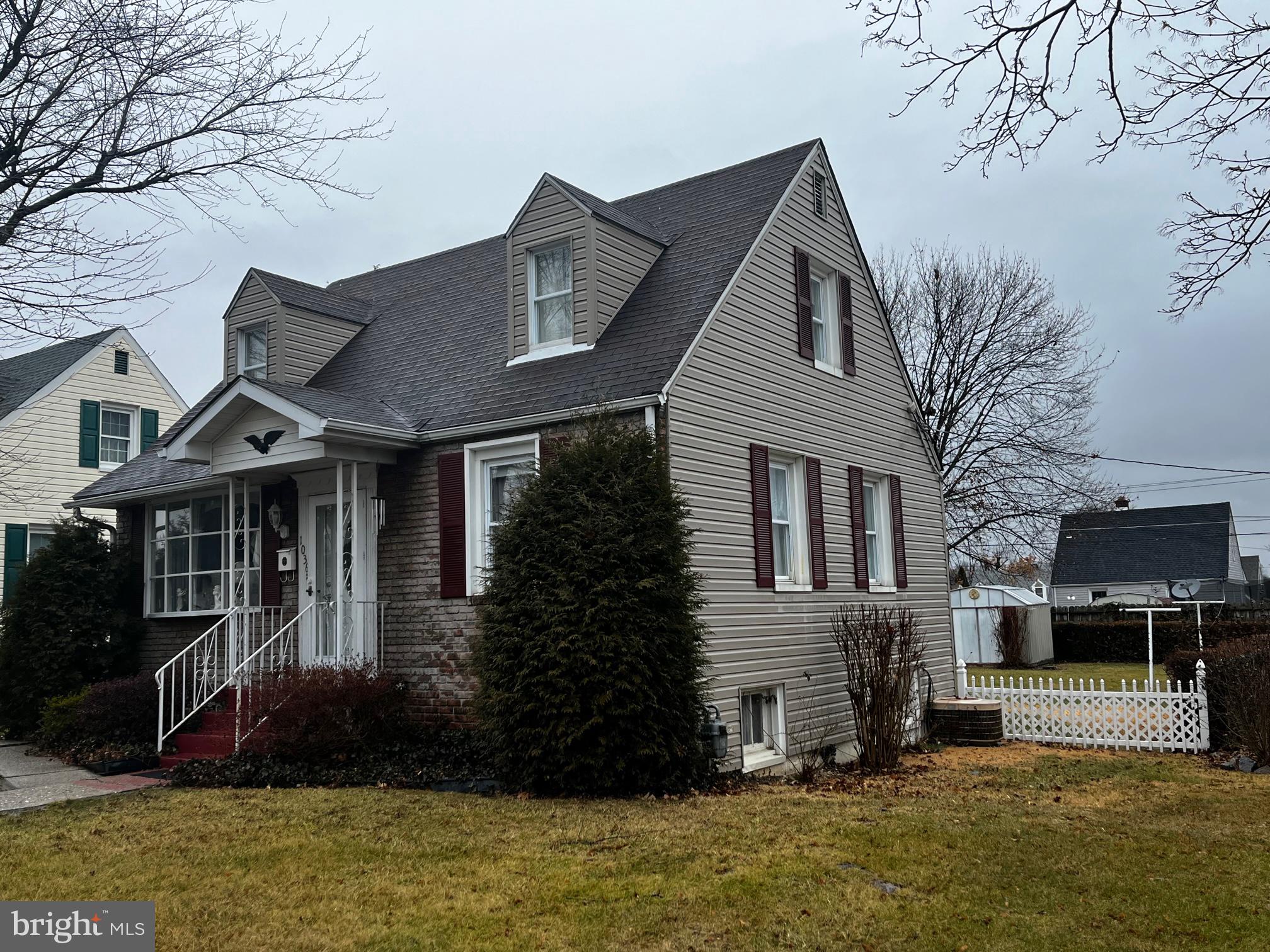 HAMILTON PARK - Residential