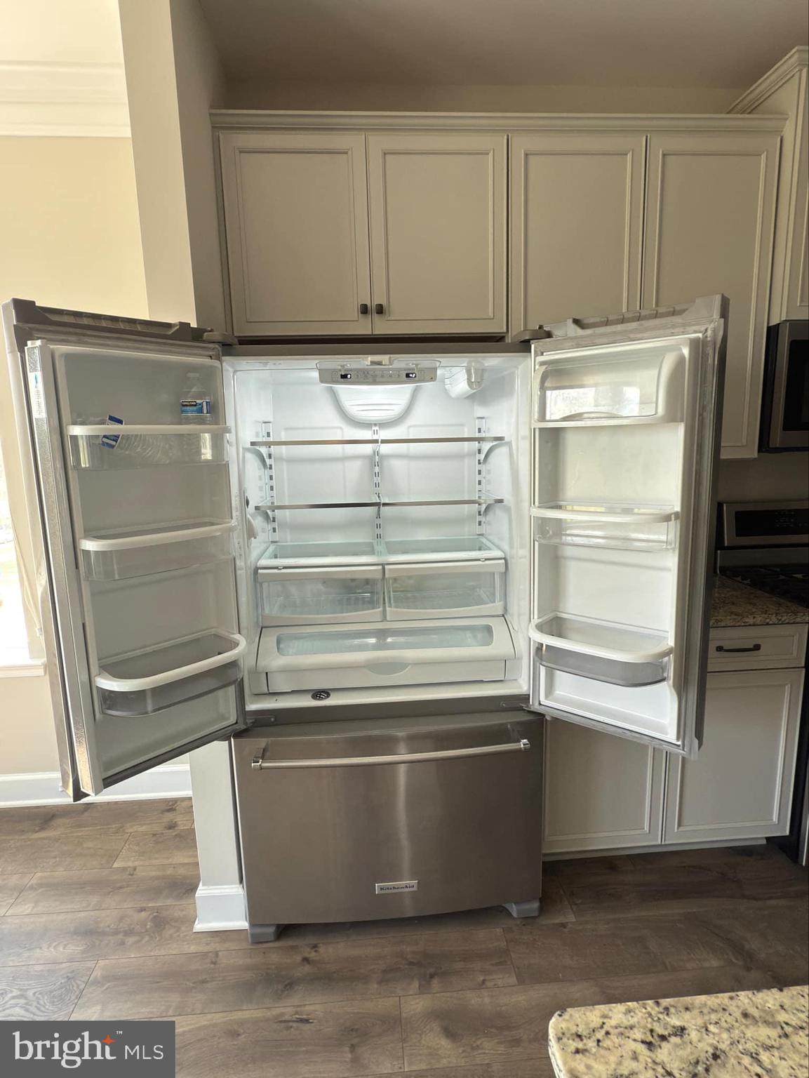 THE RIDGES - Residential Lease