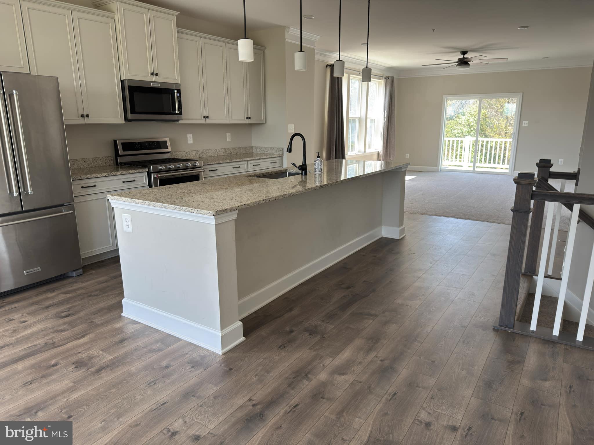 THE RIDGES - Residential Lease