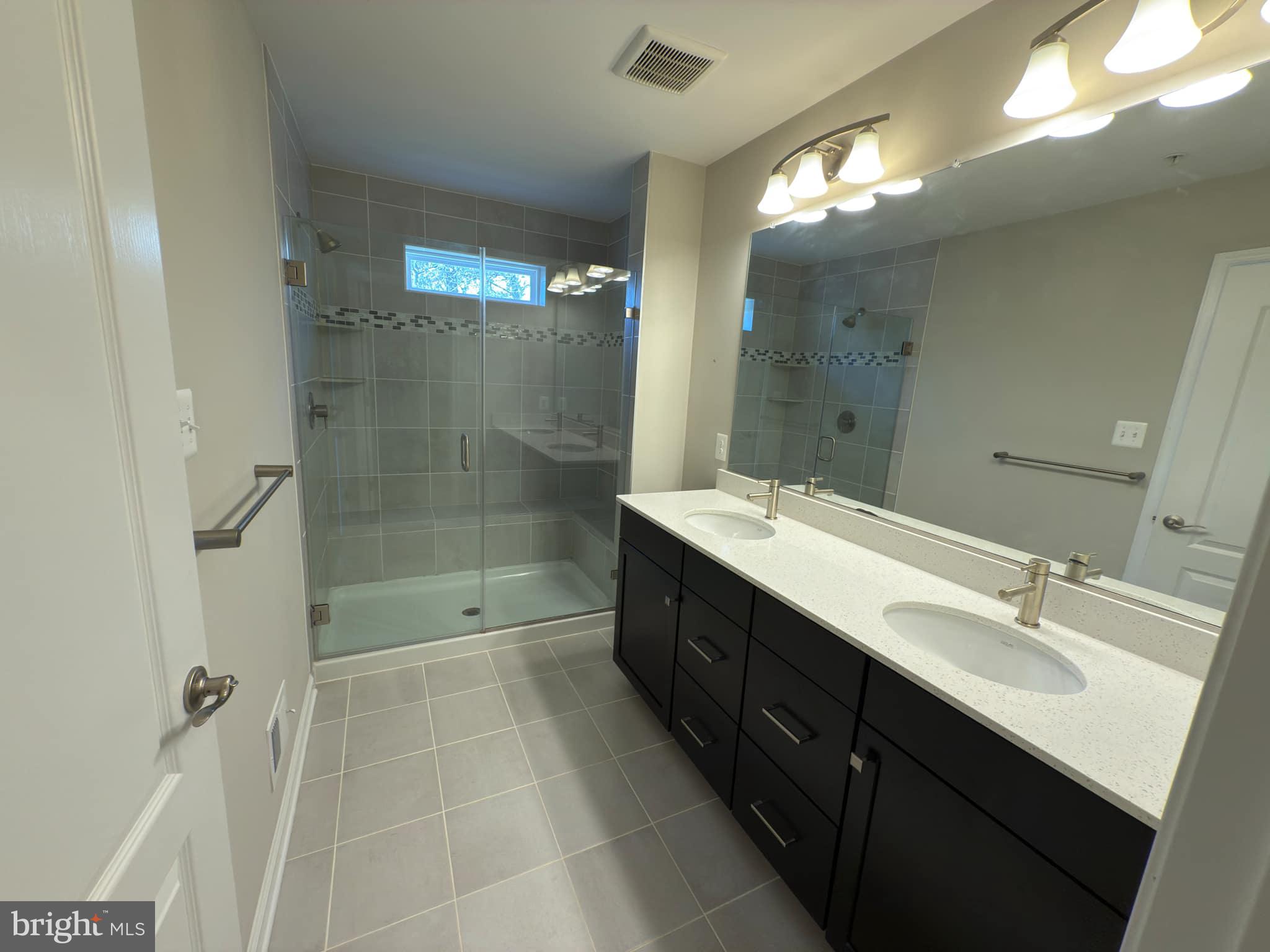 THE RIDGES - Residential Lease