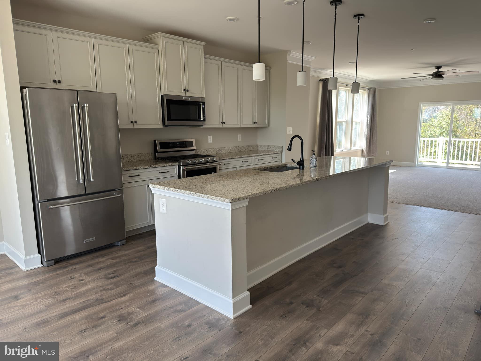 THE RIDGES - Residential Lease