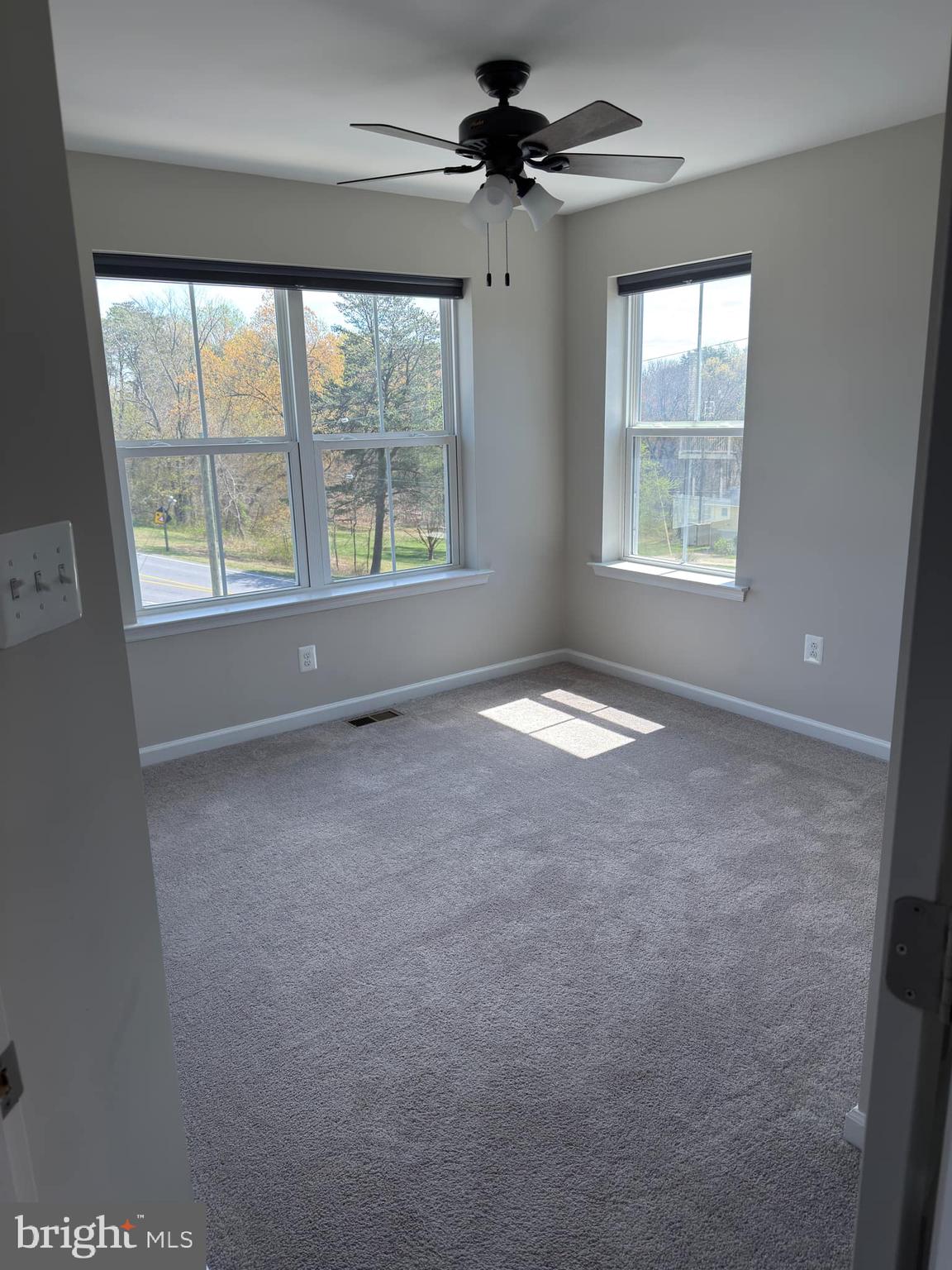 THE RIDGES - Residential Lease