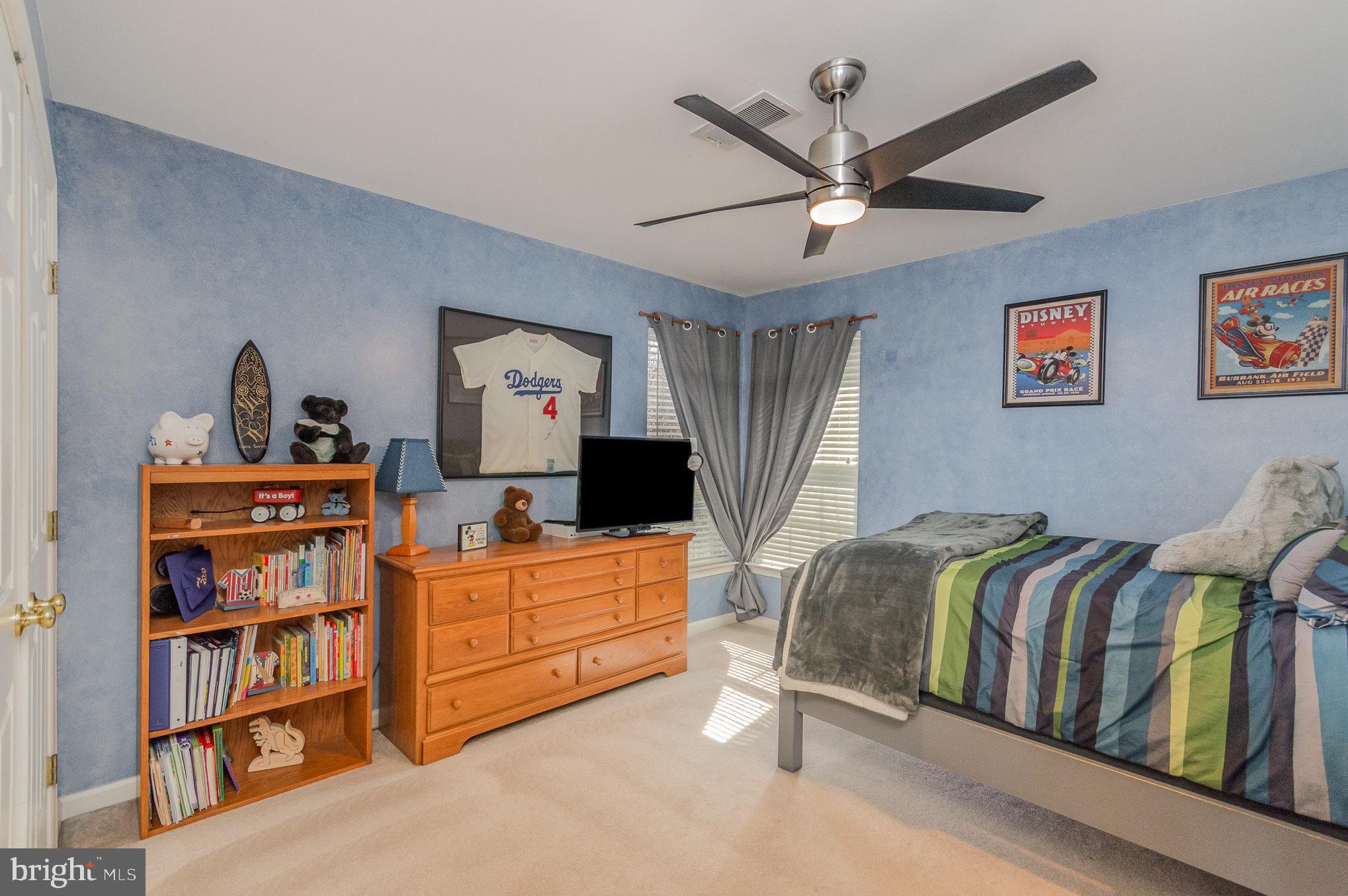 SOUTH RIDING - Residential