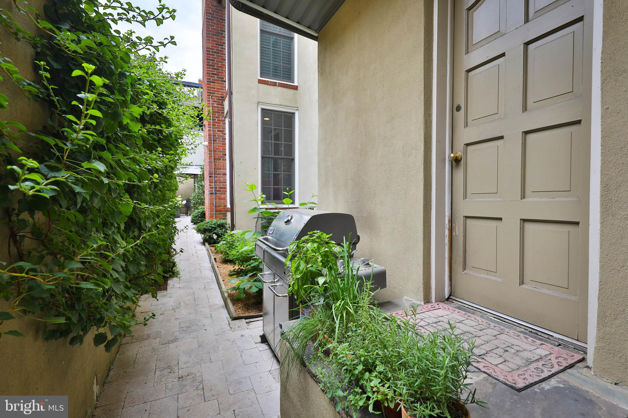 RITTENHOUSE SQUARE - Residential