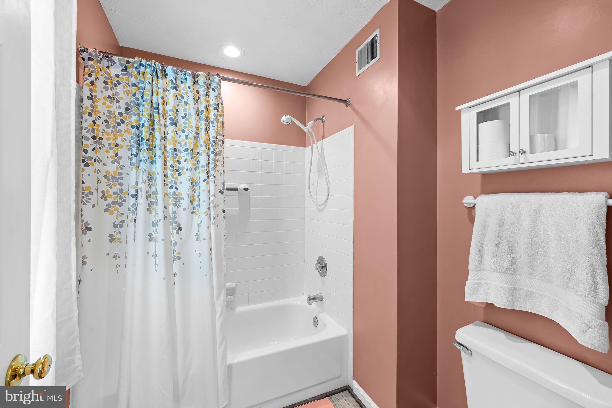 WORTHINGTON GLEN - Residential