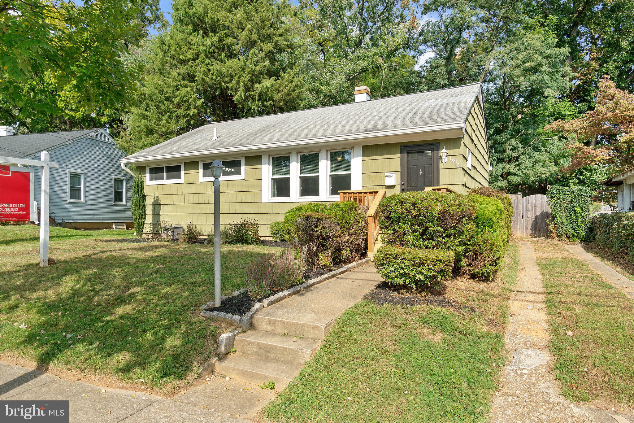 ROCKCREST - Residential