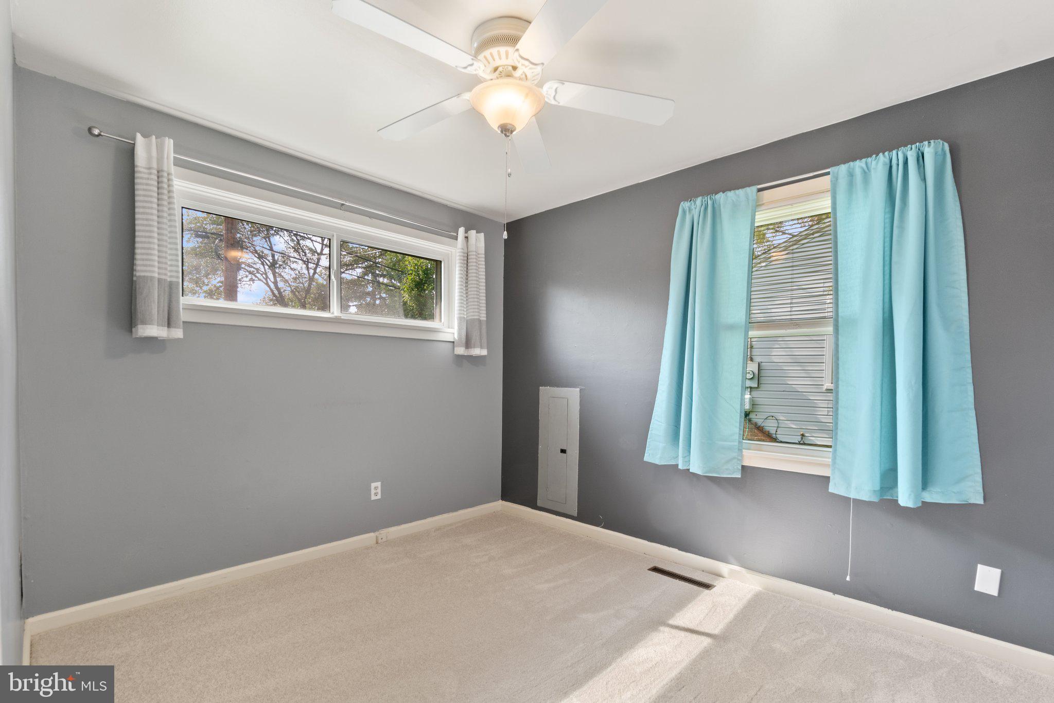 ROCKCREST - Residential