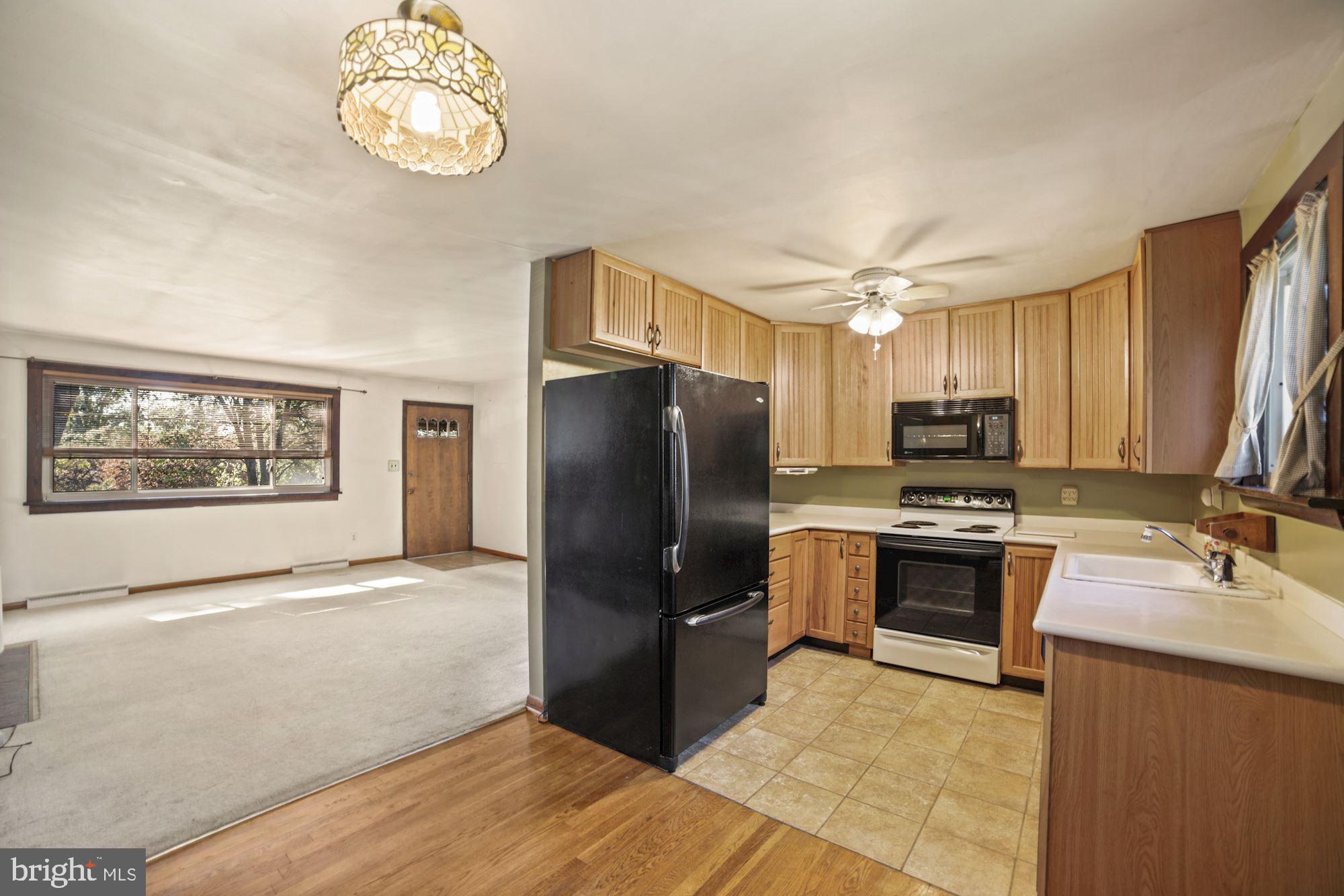 SUNNY ACRES - Residential