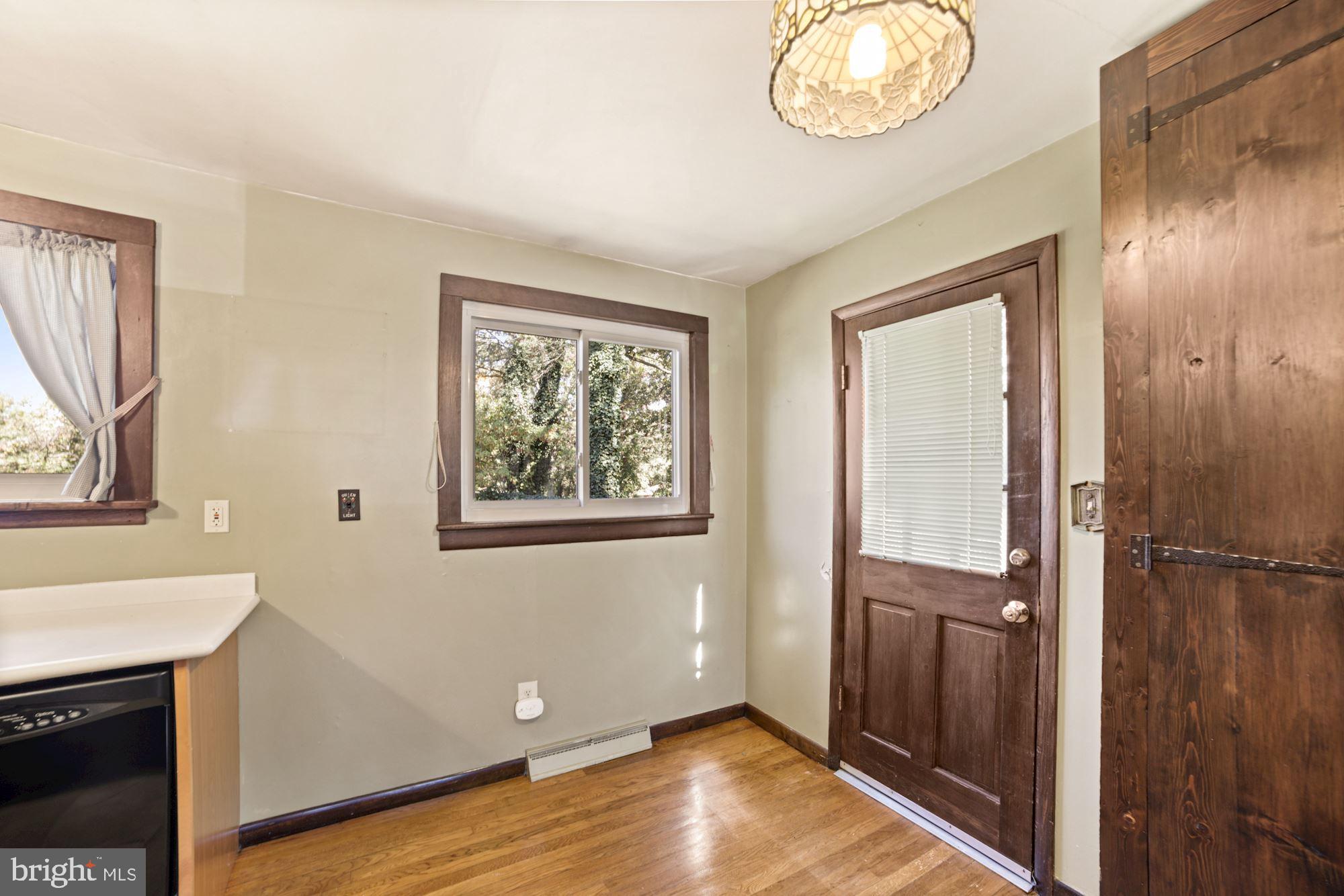 SUNNY ACRES - Residential