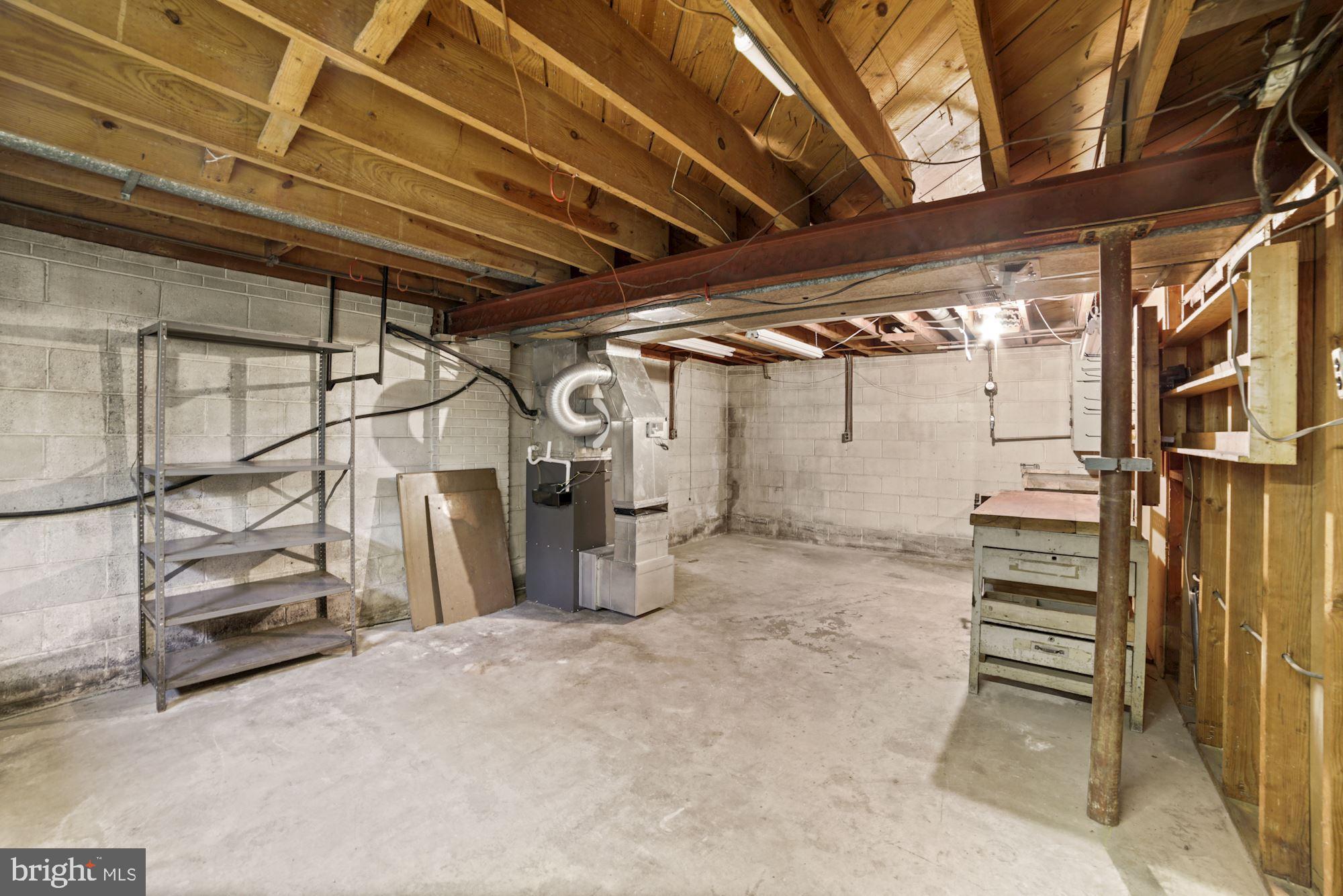 SUNNY ACRES - Residential