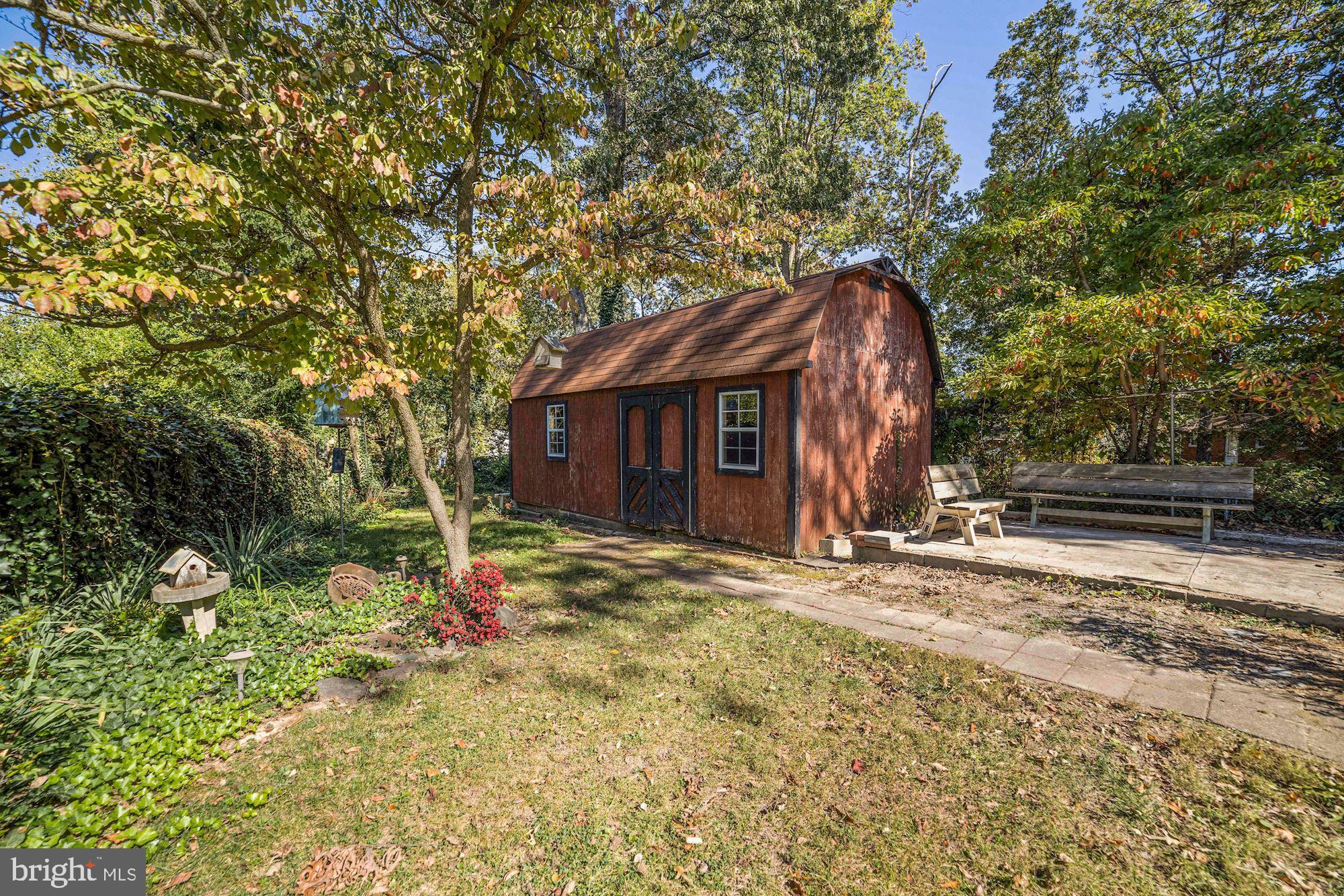 SUNNY ACRES - Residential