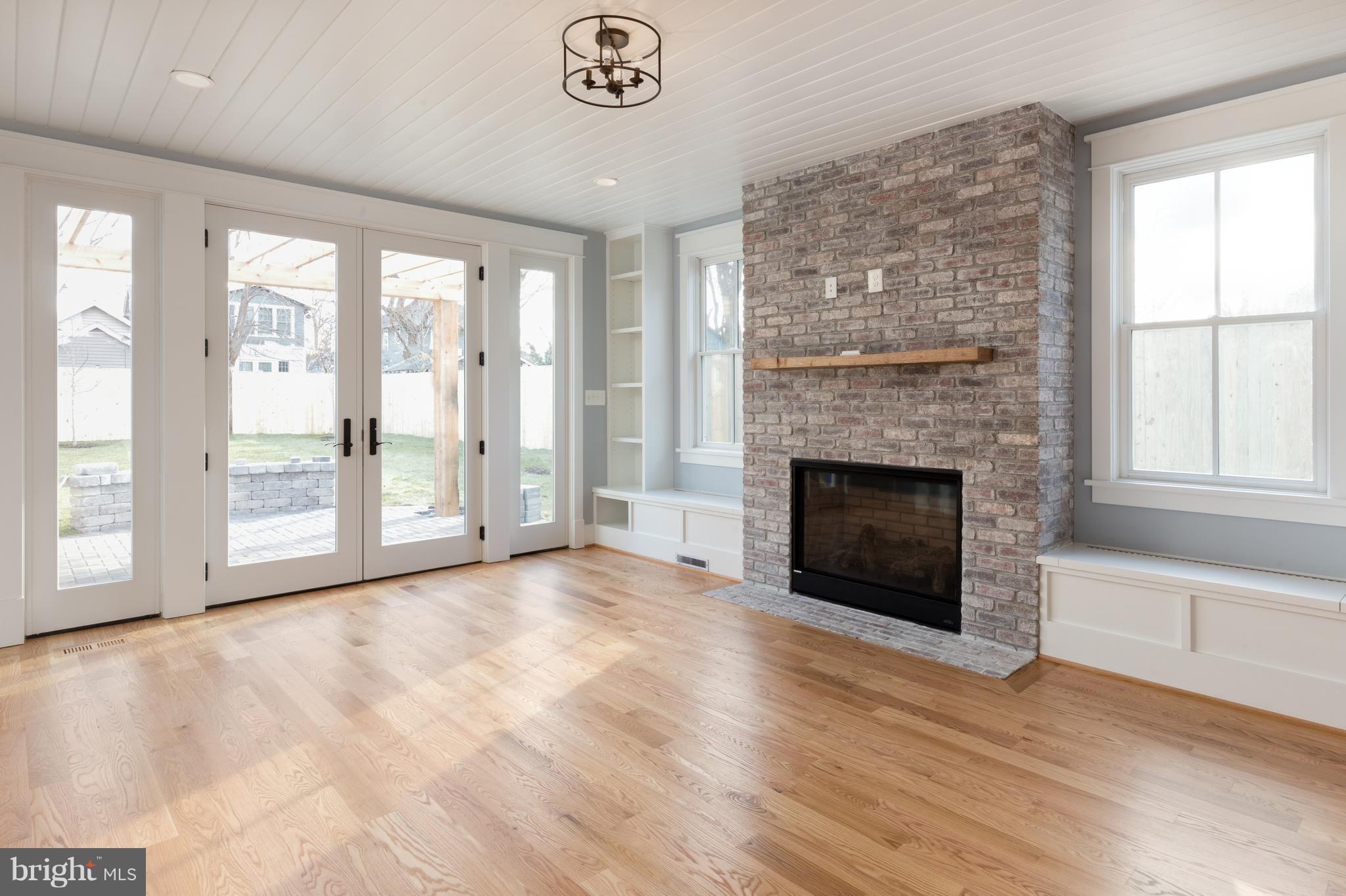 DEL RAY - Residential