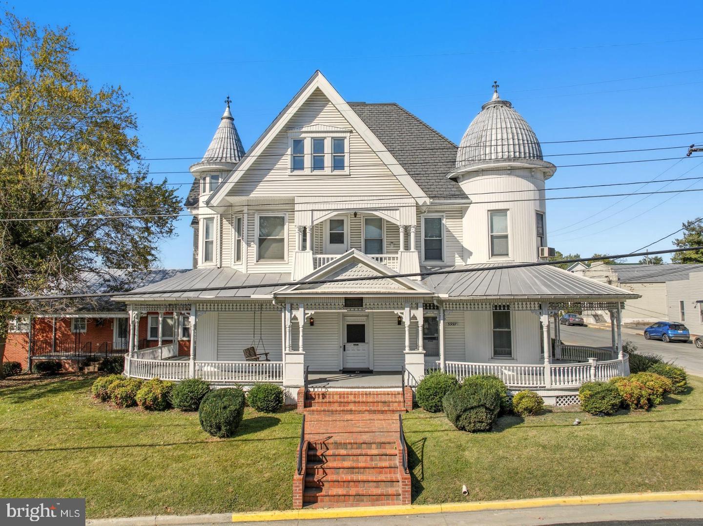5997 MAIN STREET