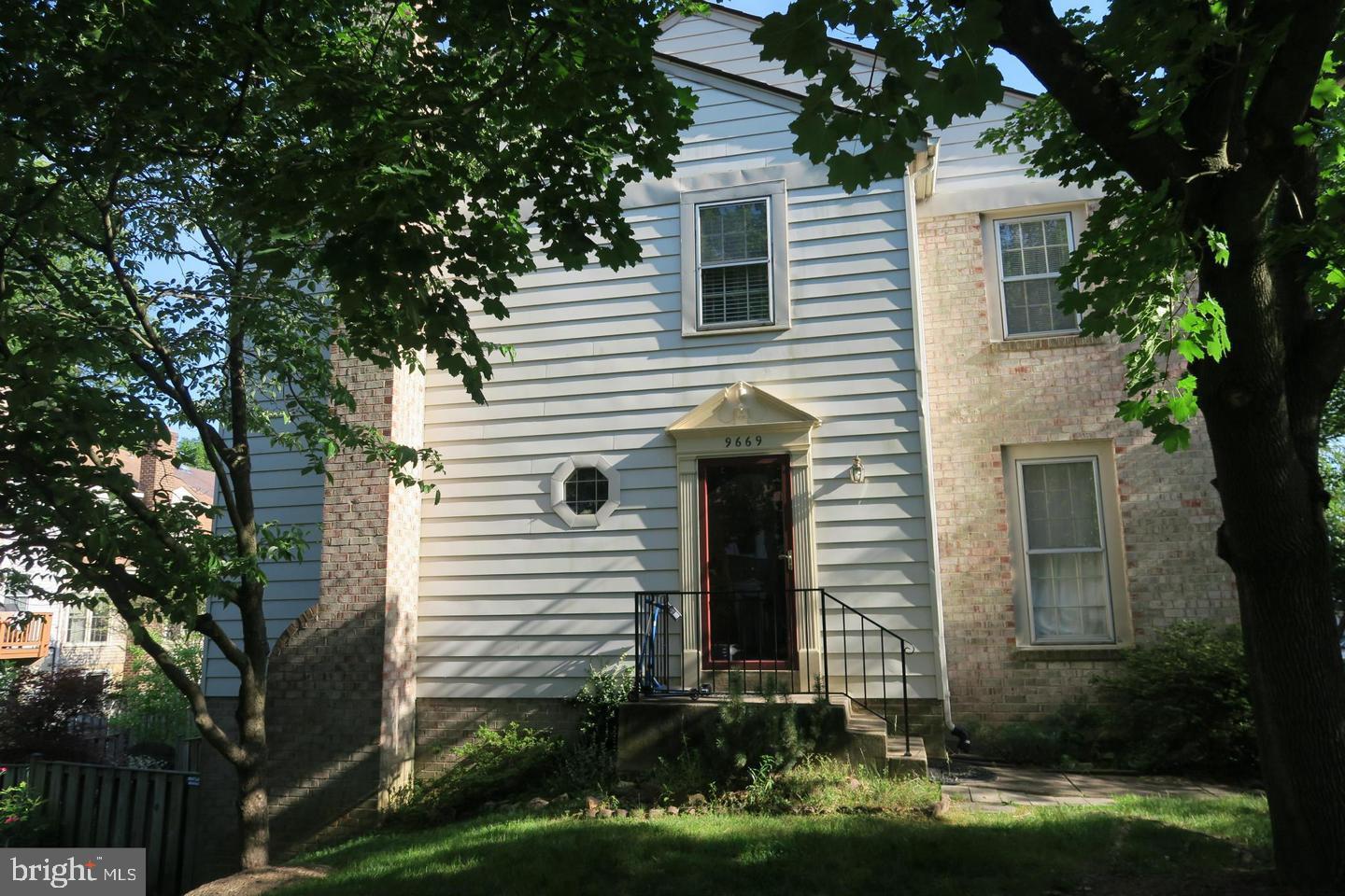 COUNTRY CREEK - Residential Lease