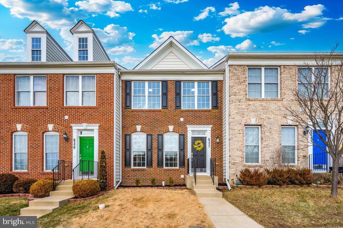 WHISPERING CREEK - Residential Lease