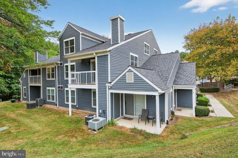 5812 ORCHARD HILL COURT 5812 CLIFTON VA 20124