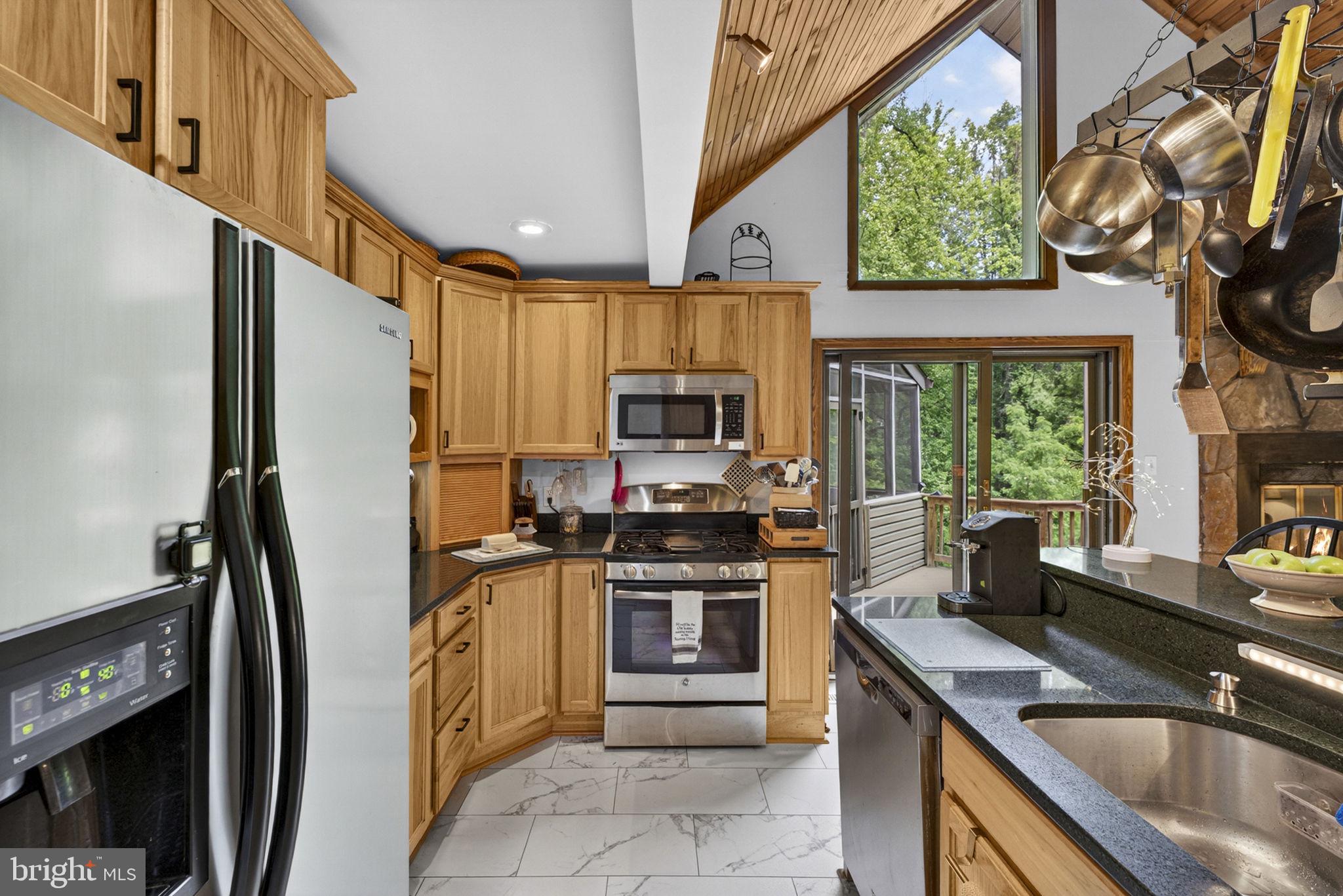 ROLLING ACRES - Residential