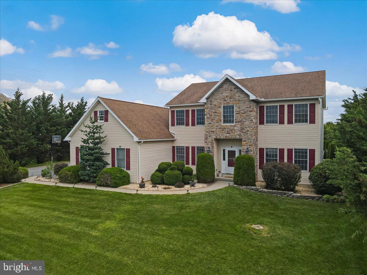 2804 LEHIGH LANE