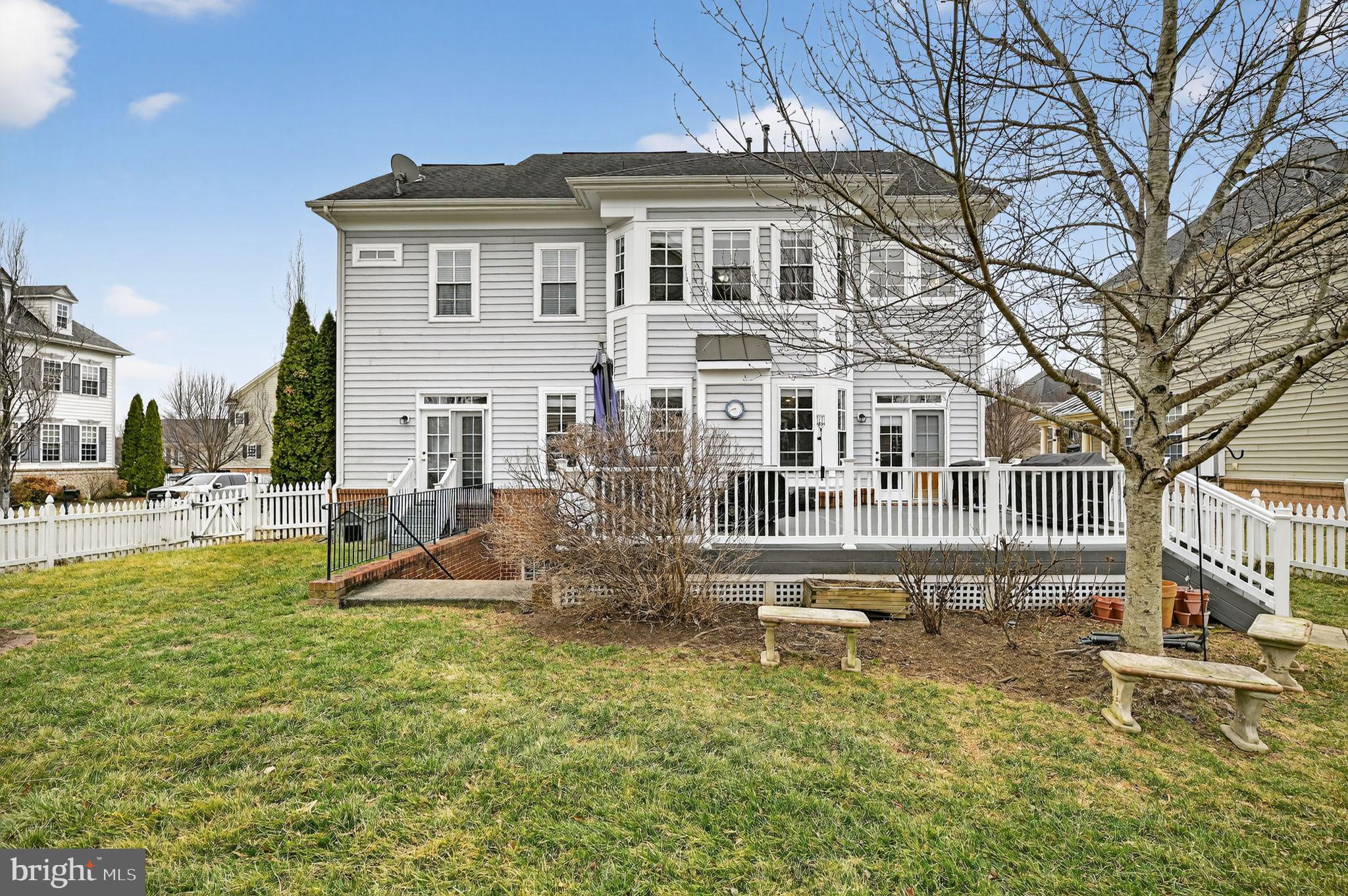 NEW BRISTOW VILLAGE - Residential