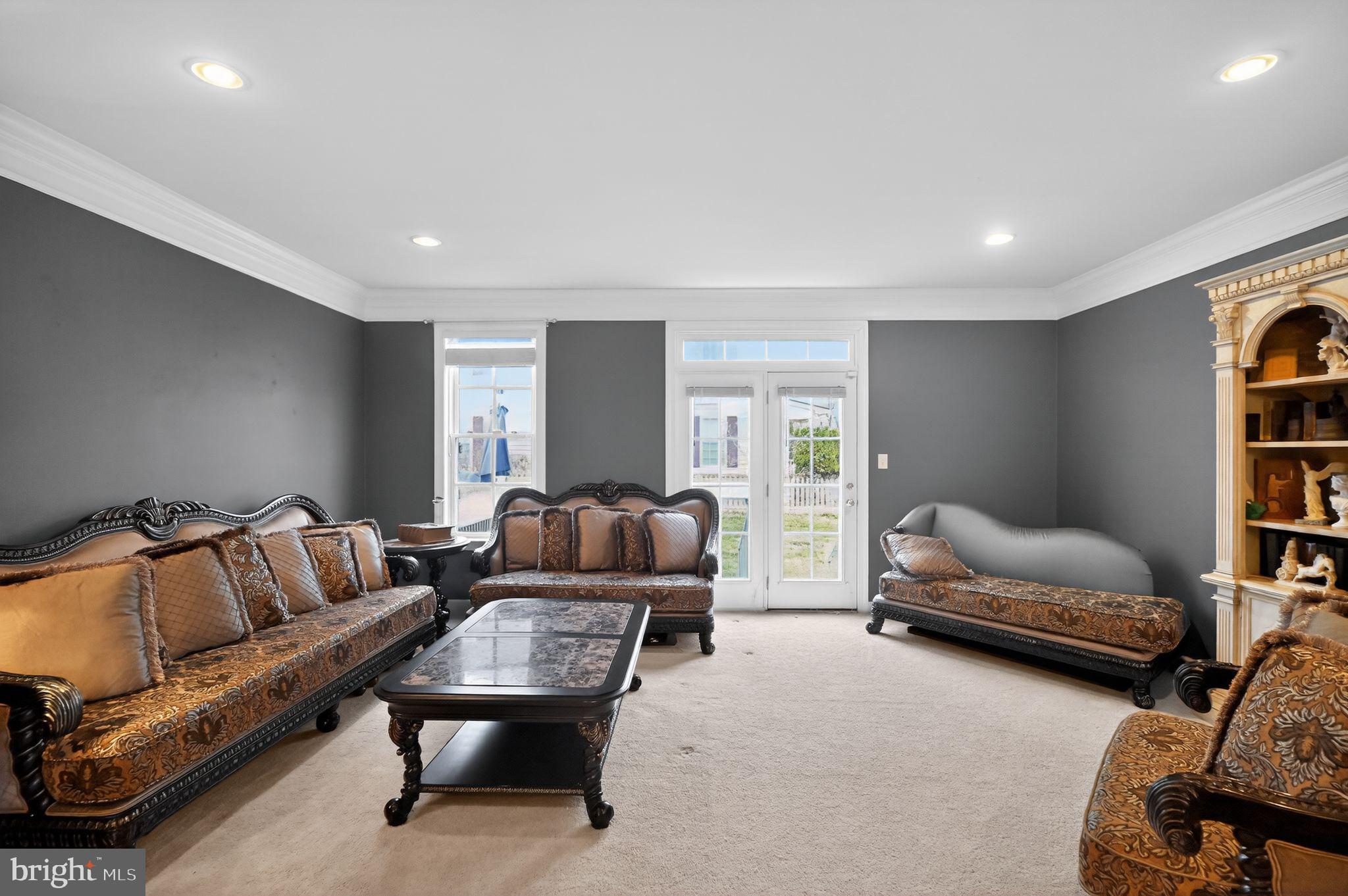 NEW BRISTOW VILLAGE - Residential