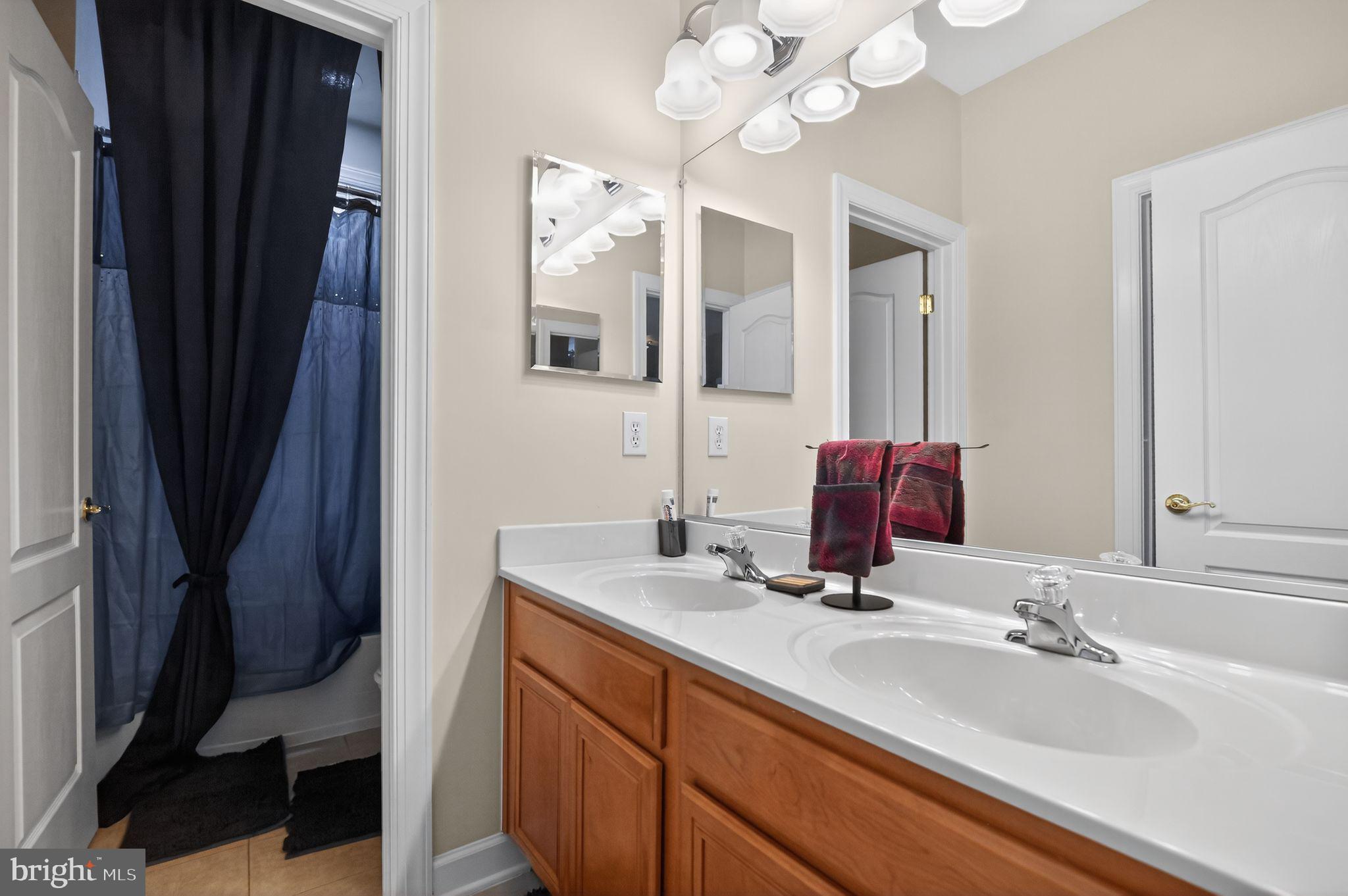 NEW BRISTOW VILLAGE - Residential