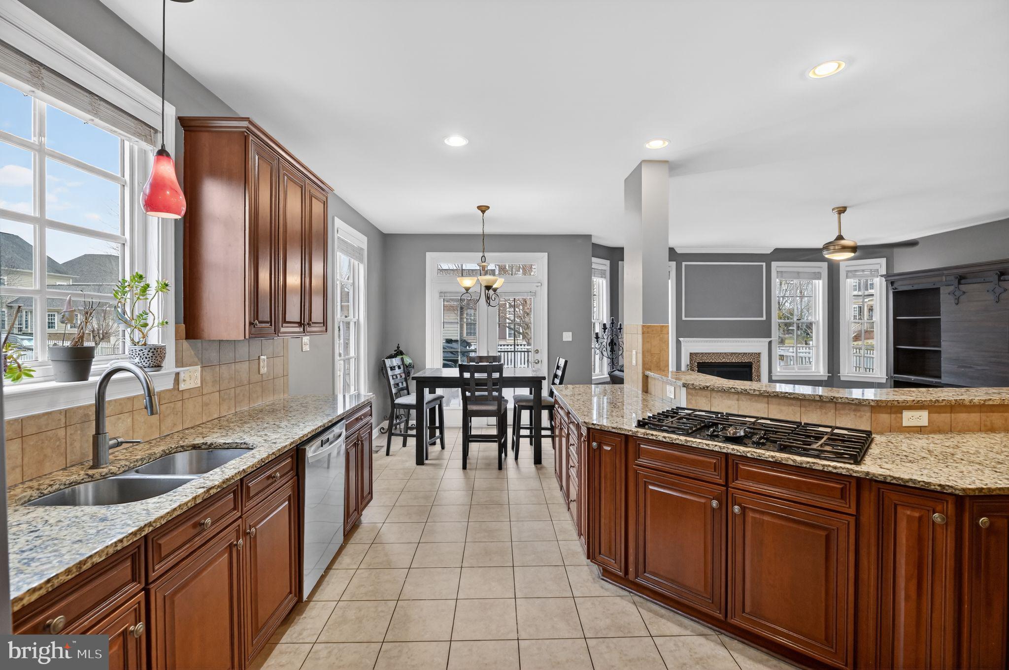 11712 ROBERT E LEE DRIVE