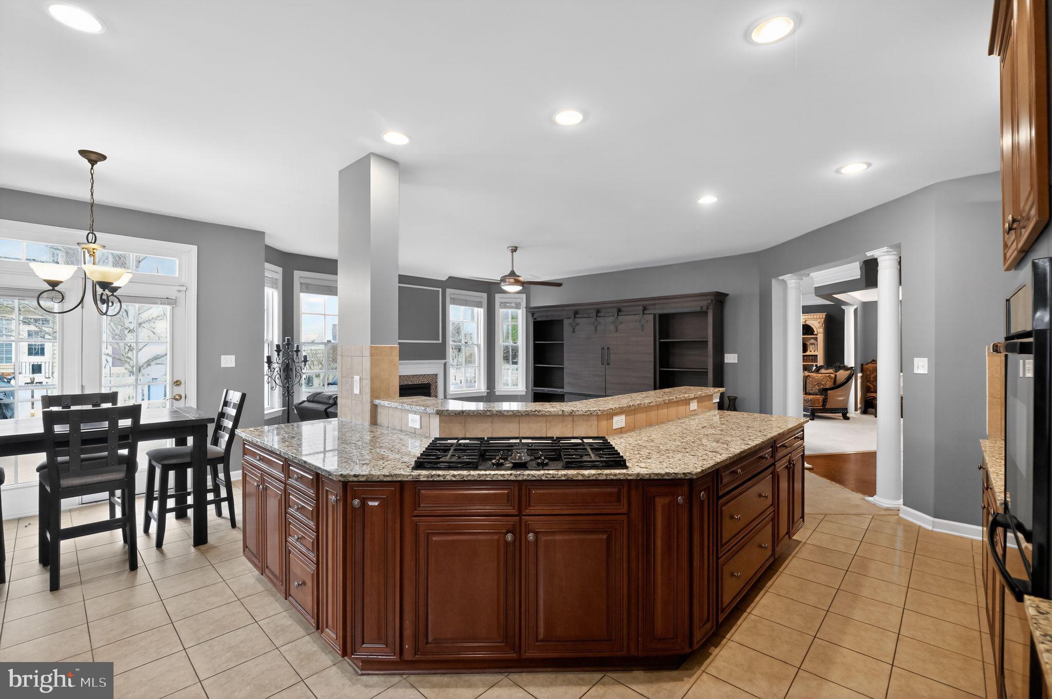 11712 ROBERT E LEE DRIVE