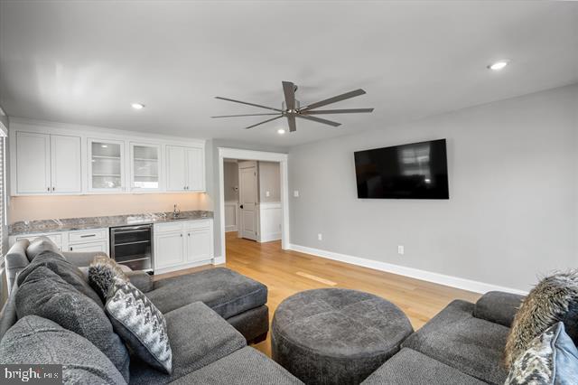 1005 DUNE DRIVE